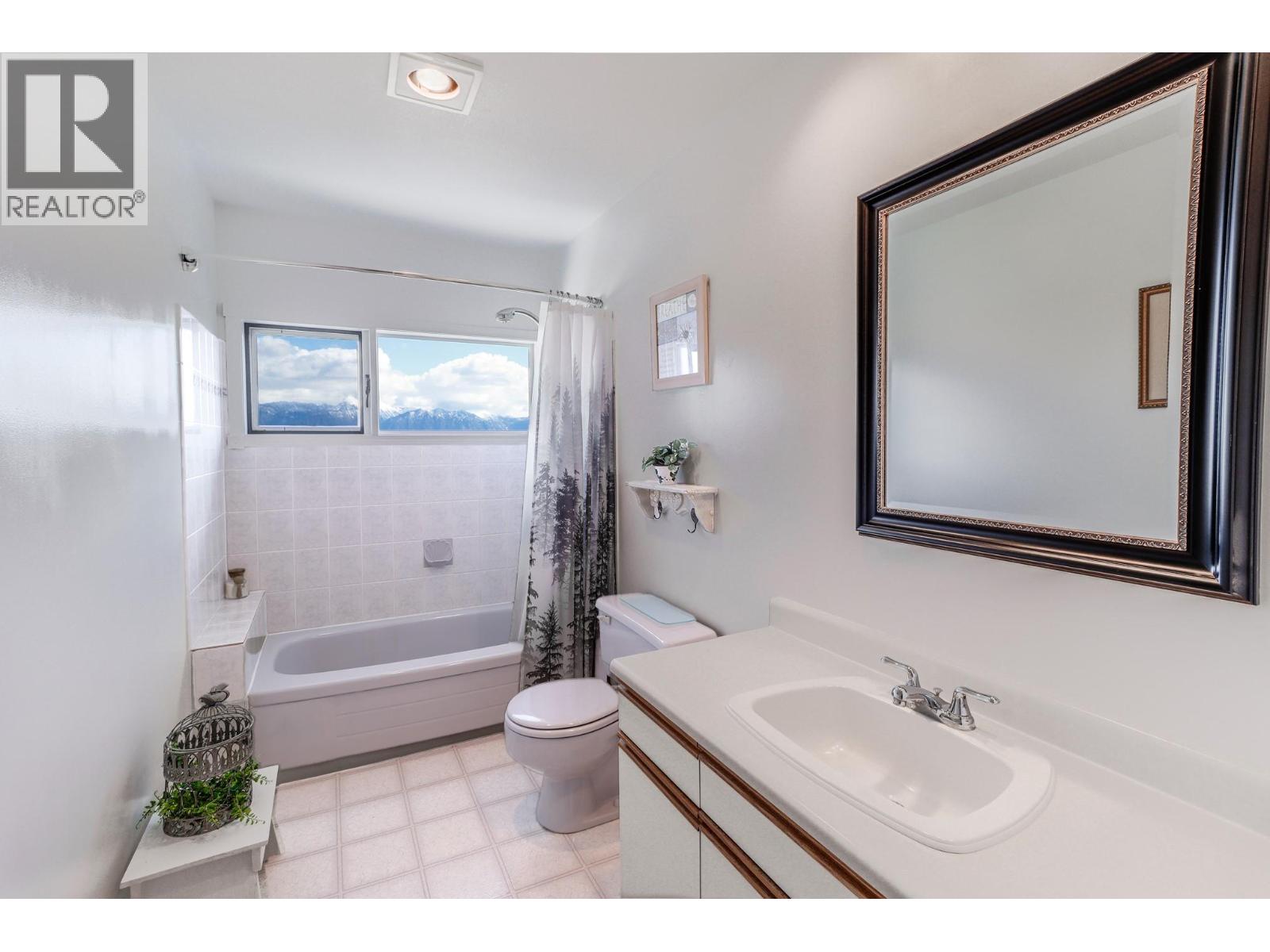 9617 Clearview Road, Cranbrook, British Columbia  V1C 7E2 - Photo 40 - 10380911