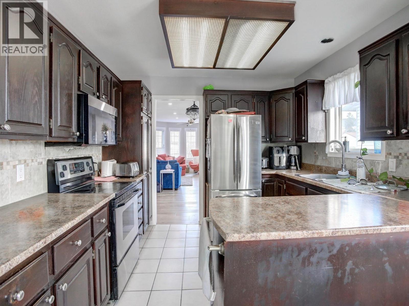 850 Hollywood Road N, Kelowna, British Columbia  V1X 5Y7 - Photo 30 - 10381211