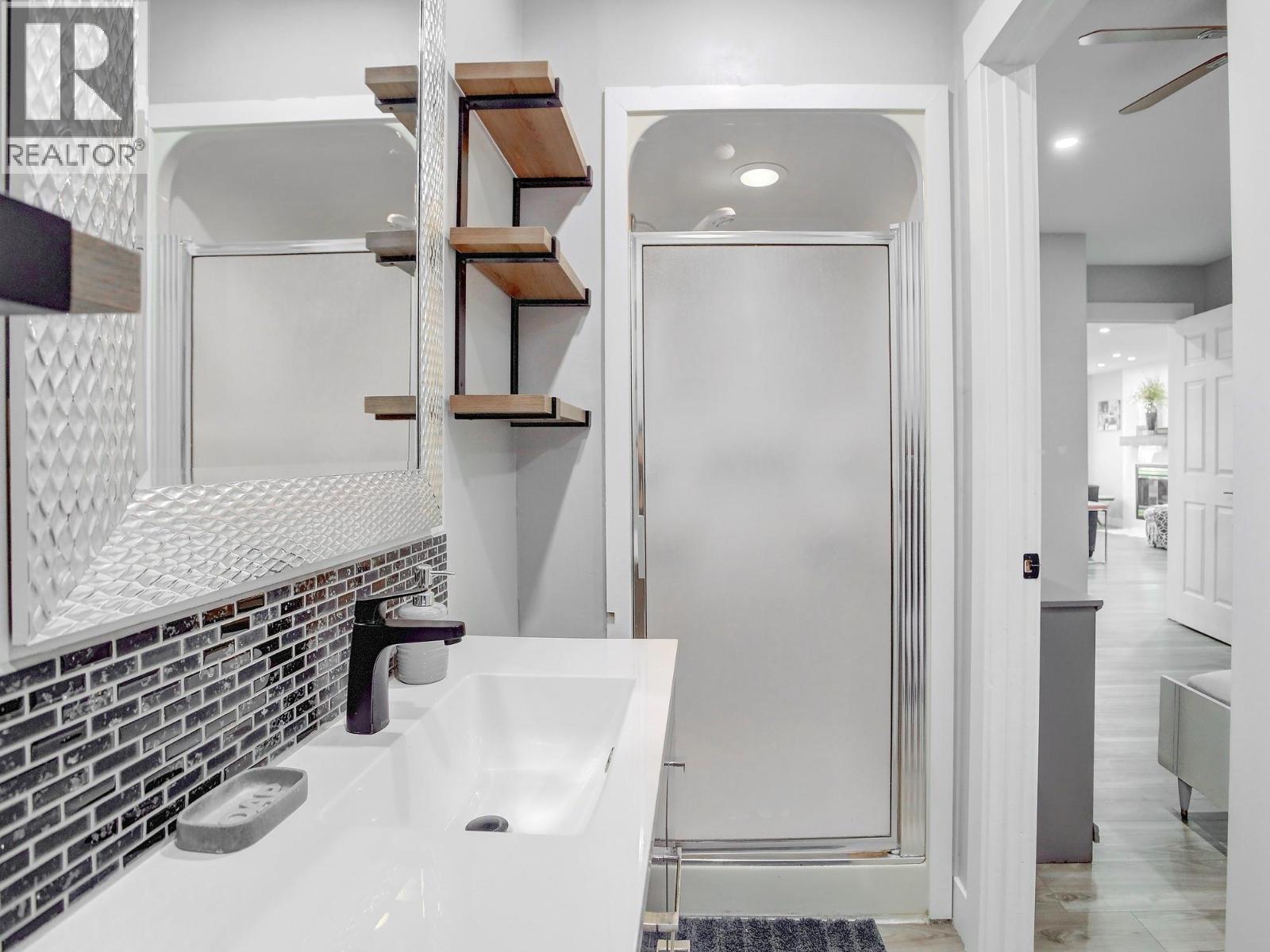 850 Hollywood Road N, Kelowna, British Columbia  V1X 5Y7 - Photo 42 - 10381211