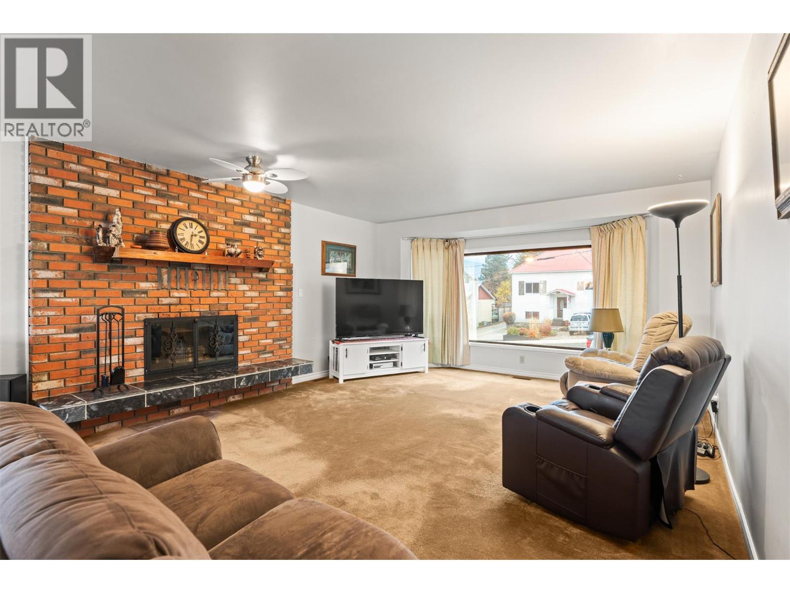 721 Granville Avenue, Enderby, British Columbia  V0E 1V0 - Photo 4 - 10381180