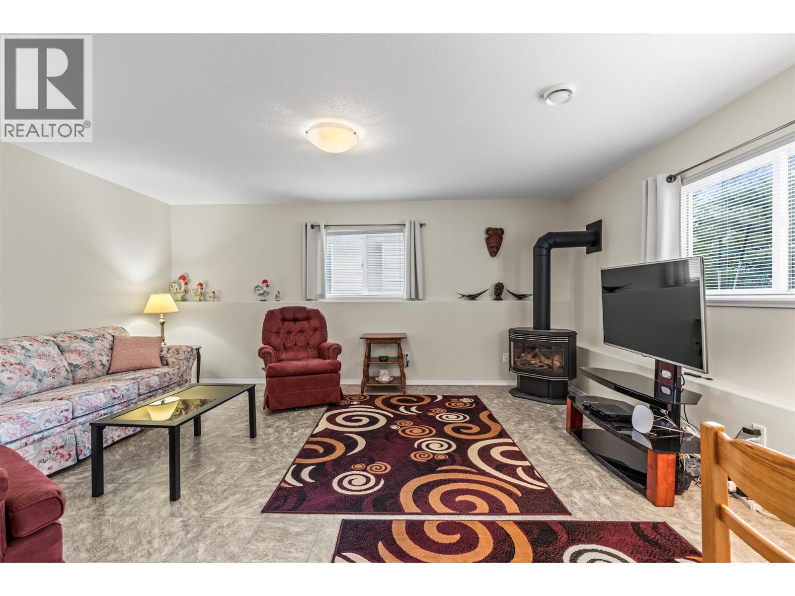 2675 Pine Avenue Unit# 54, Lumby, British Columbia  V0E 2G5 - Photo 27 - 10381179