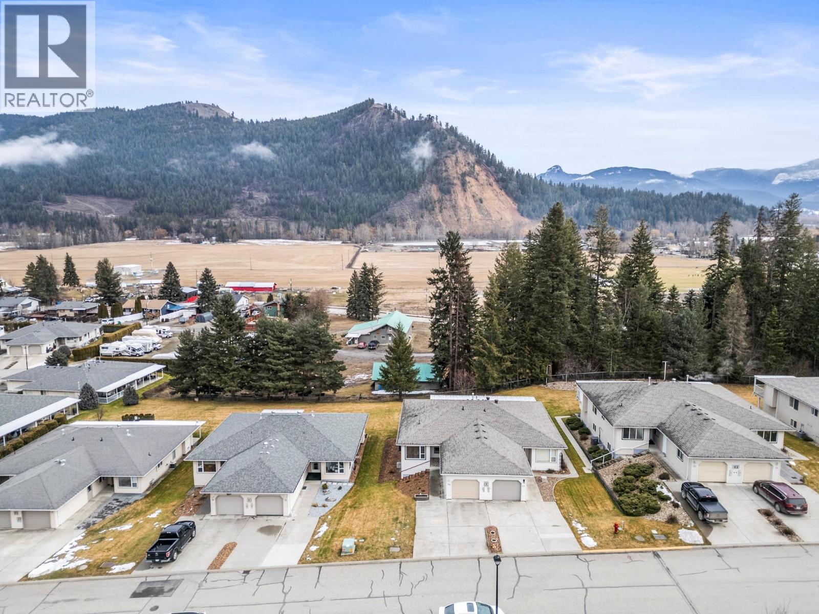 2675 Pine Avenue Unit# 54, Lumby, British Columbia  V0E 2G5 - Photo 58 - 10381179
