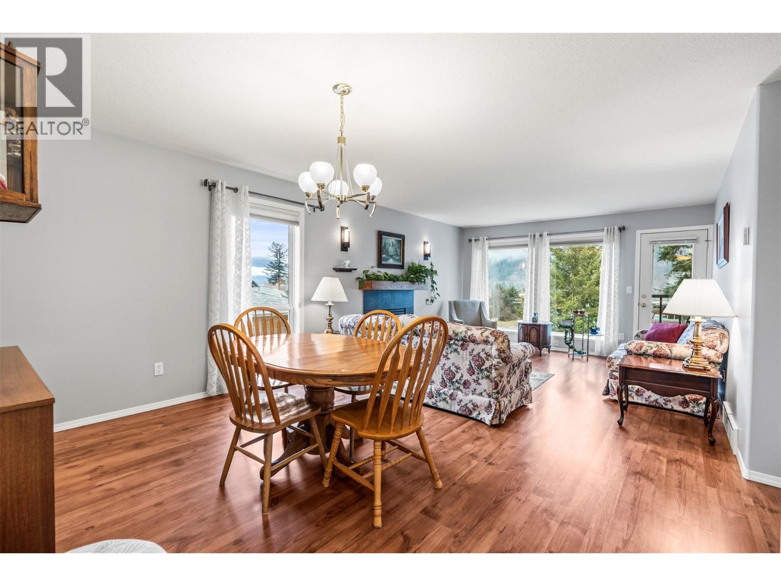 2675 Pine Avenue Unit# 54, Lumby, British Columbia  V0E 2G5 - Photo 7 - 10381179