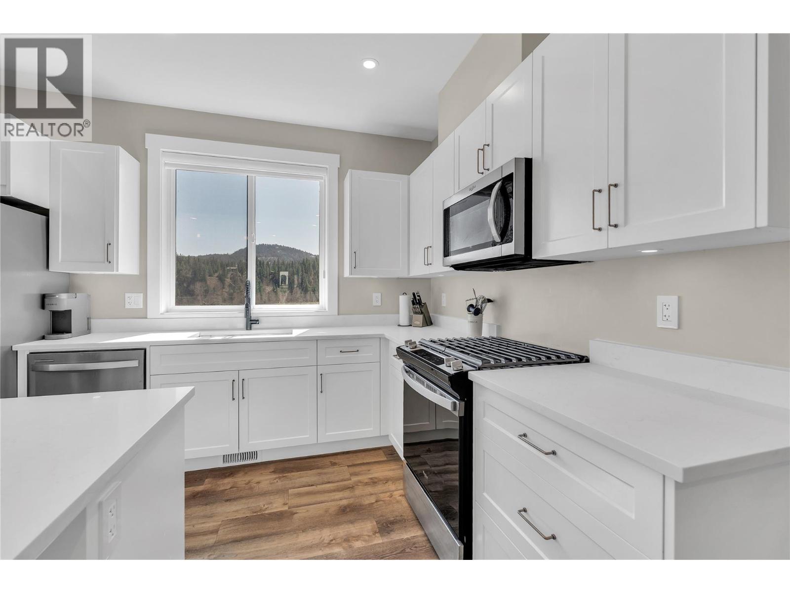 106 Abbey Road, Princeton, British Columbia  V0X 1W0 - Photo 12 - 10379444