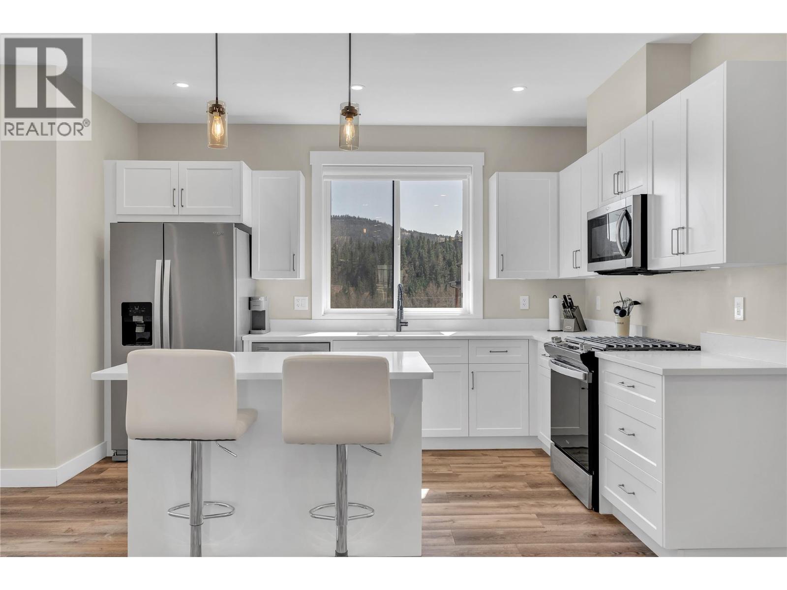 106 Abbey Road, Princeton, British Columbia  V0X 1W0 - Photo 8 - 10379444