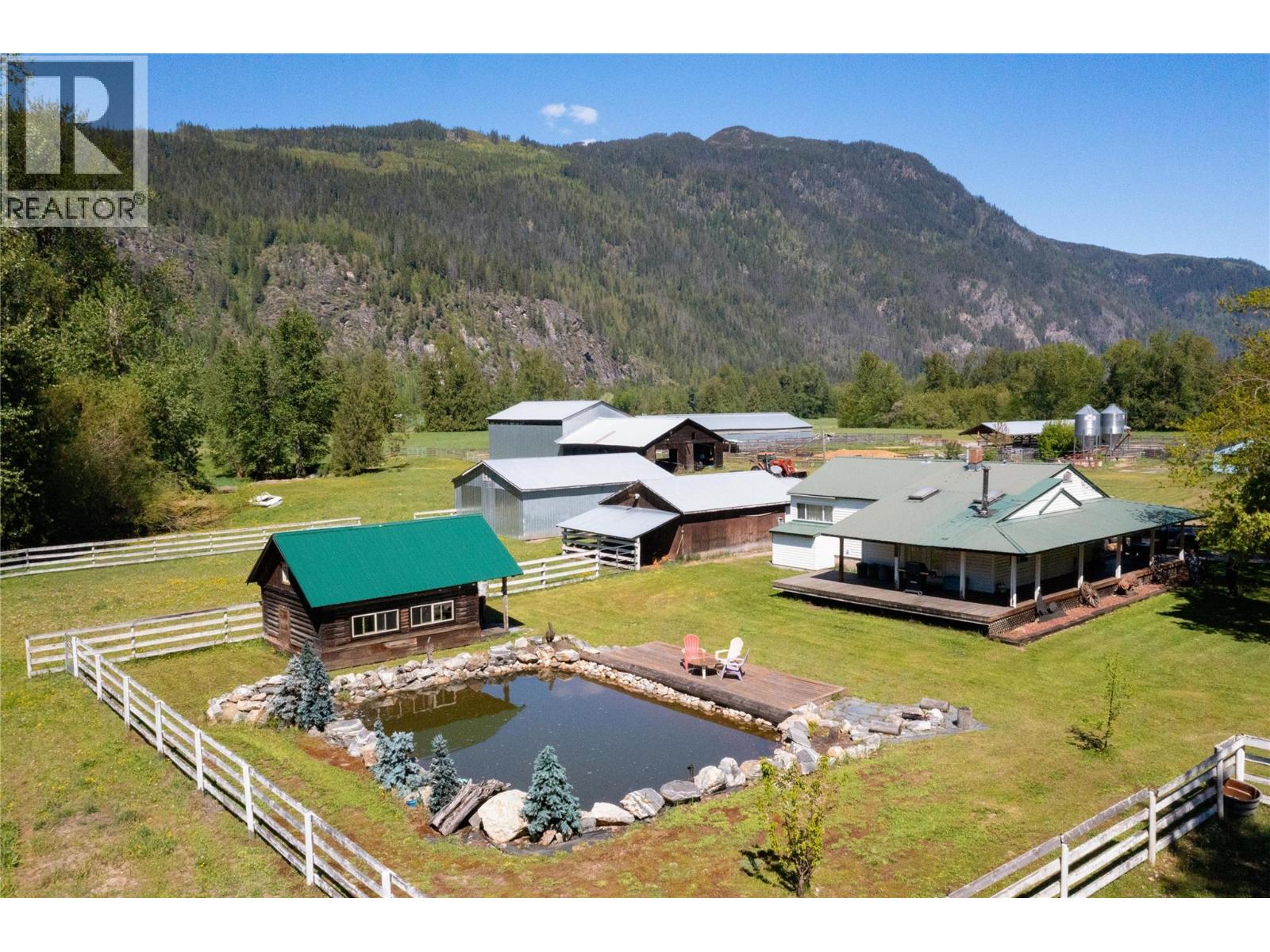 2169 Solsqua Road, Sicamous, British Columbia  V0E 2V0 - Photo 18 - 10381248