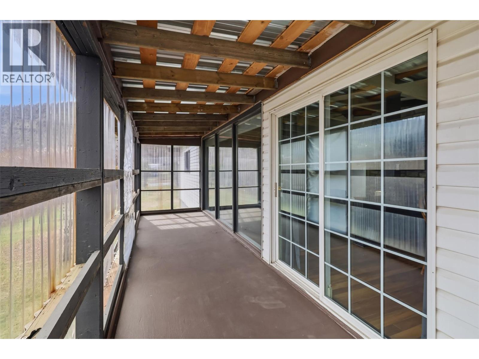 2794 Sunset Drive, Kamloops, British Columbia  V2C 4K6 - Photo 21 - 10381103