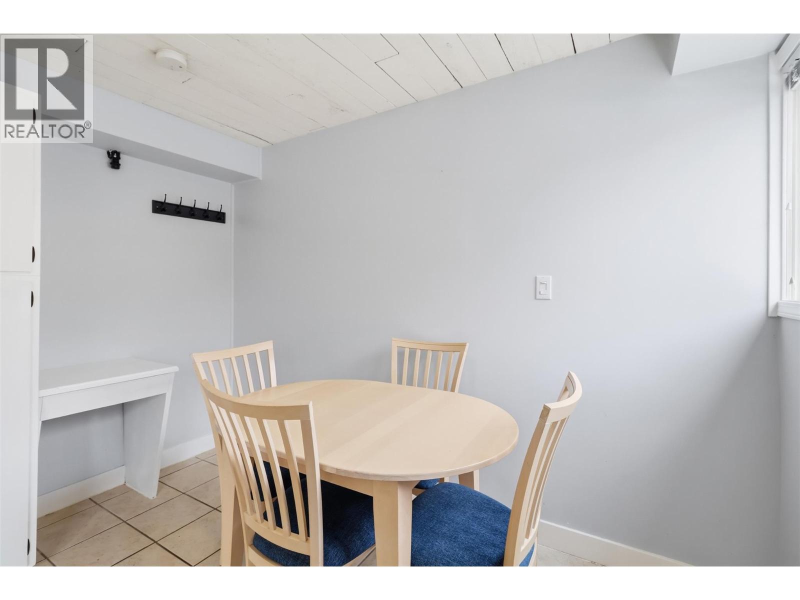 2794 Sunset Drive, Kamloops, British Columbia  V2C 4K6 - Photo 40 - 10381103