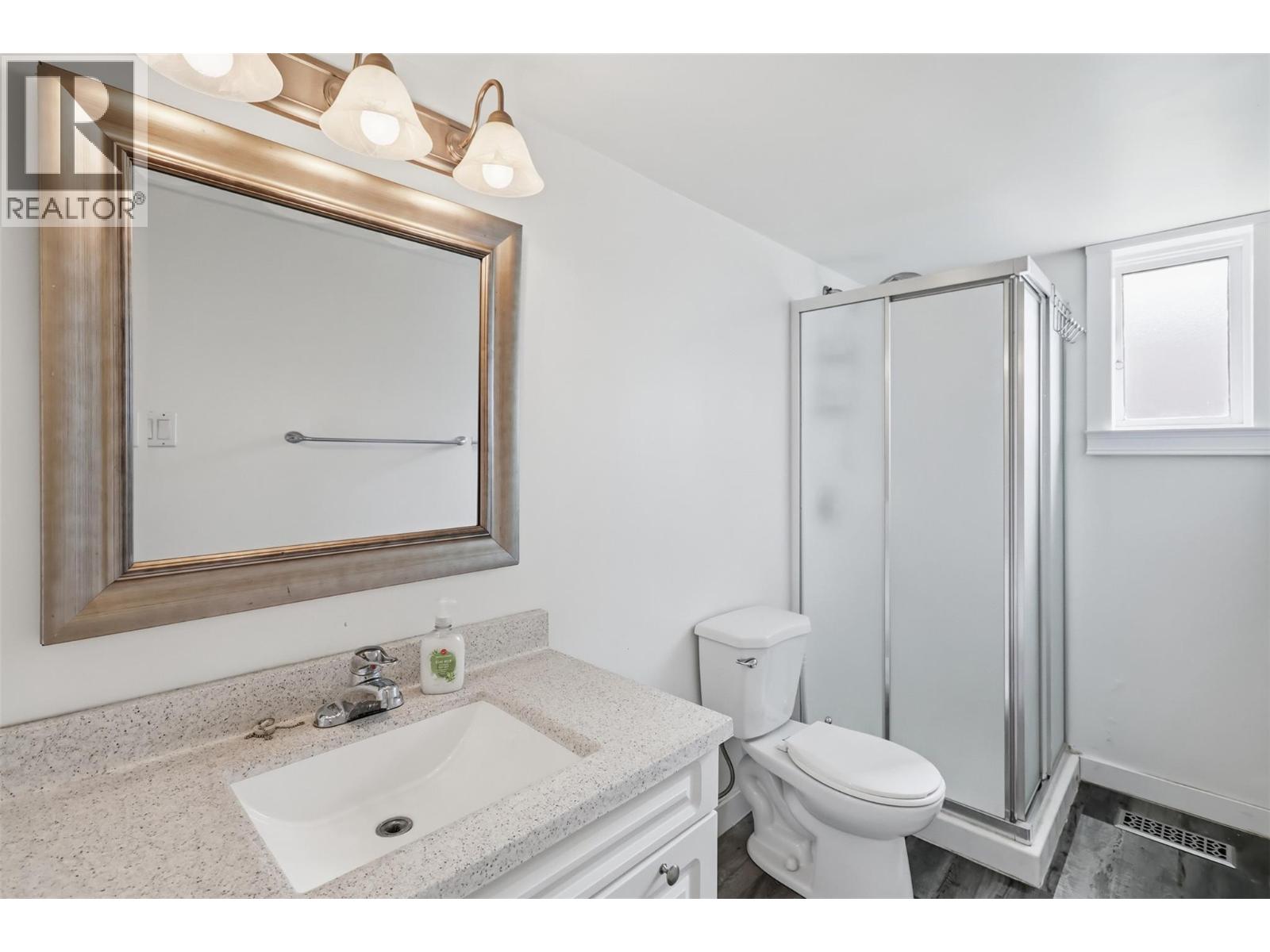 2794 Sunset Drive, Kamloops, British Columbia  V2C 4K6 - Photo 44 - 10381103