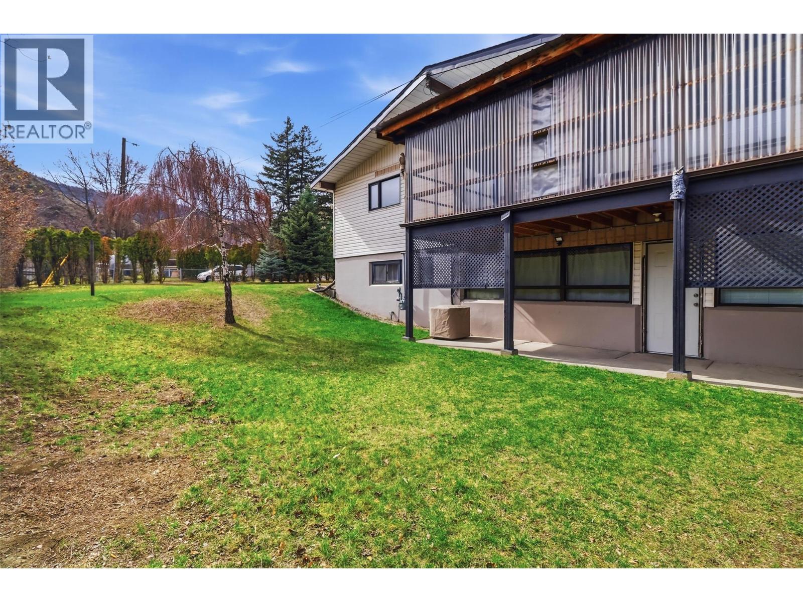 2794 Sunset Drive, Kamloops, British Columbia  V2C 4K6 - Photo 56 - 10381103