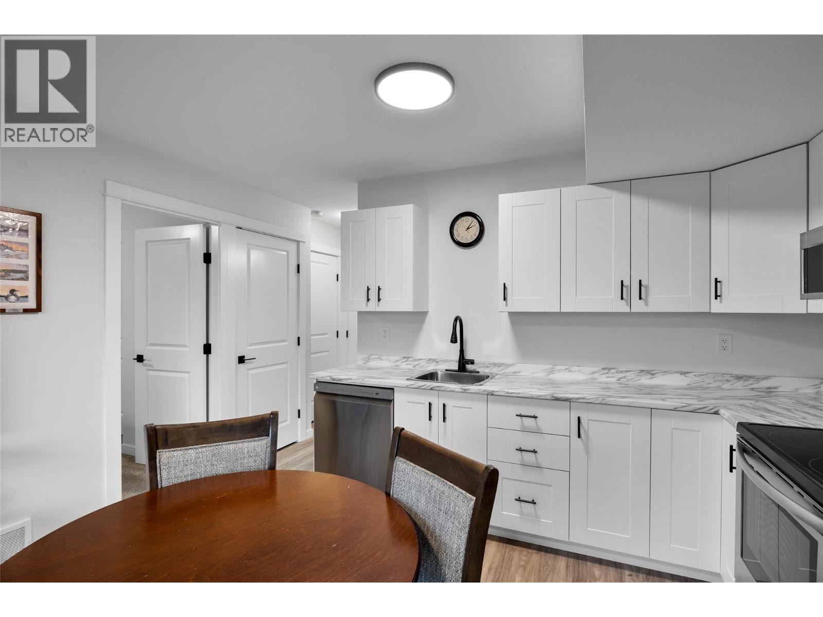 1117 Laroque Street, Kamloops, British Columbia  V2B 8M5 - Photo 27 - 10381096