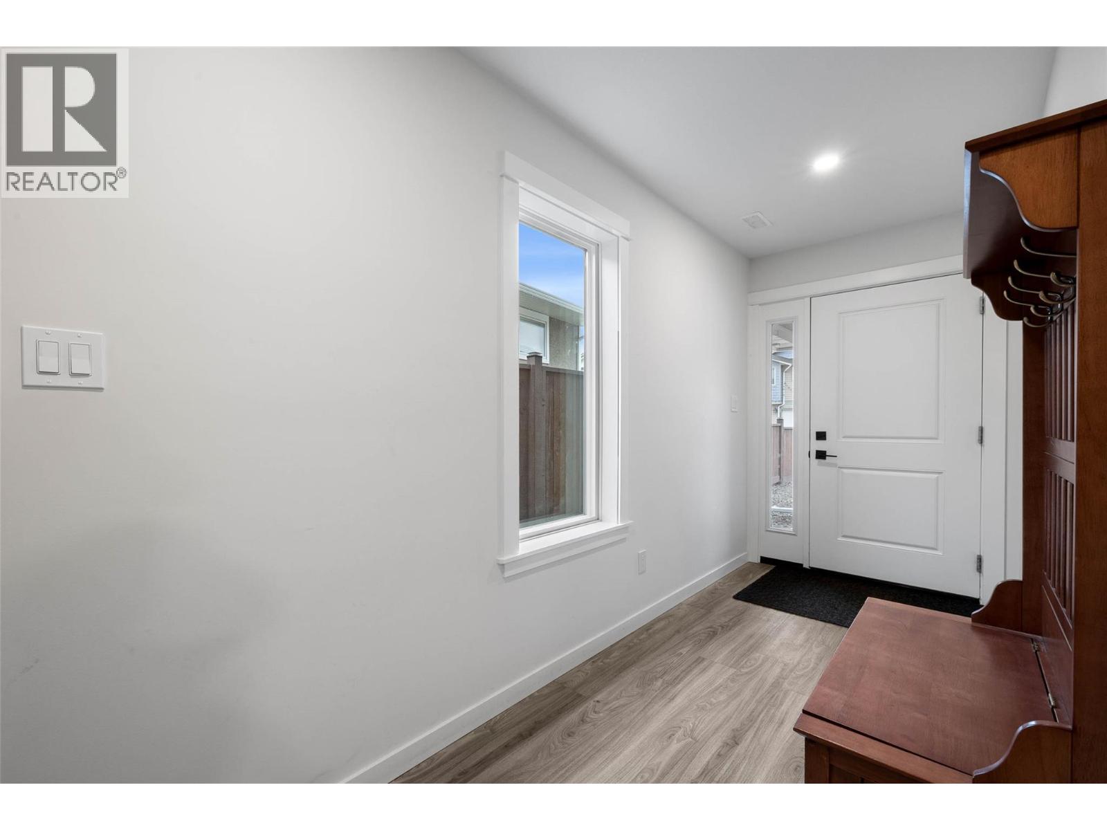 1117 Laroque Street, Kamloops, British Columbia  V2B 8M5 - Photo 36 - 10381096