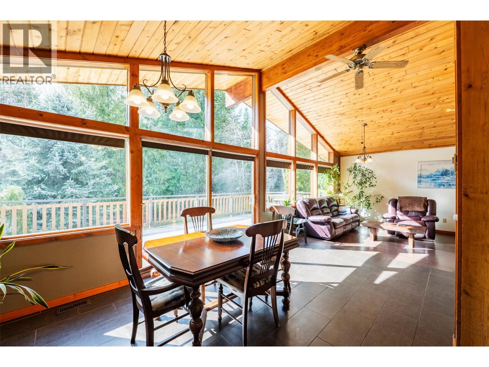 7077 Beggs Road, Nelson, British Columbia  V1L 6S5 - Photo 11 - 10381192