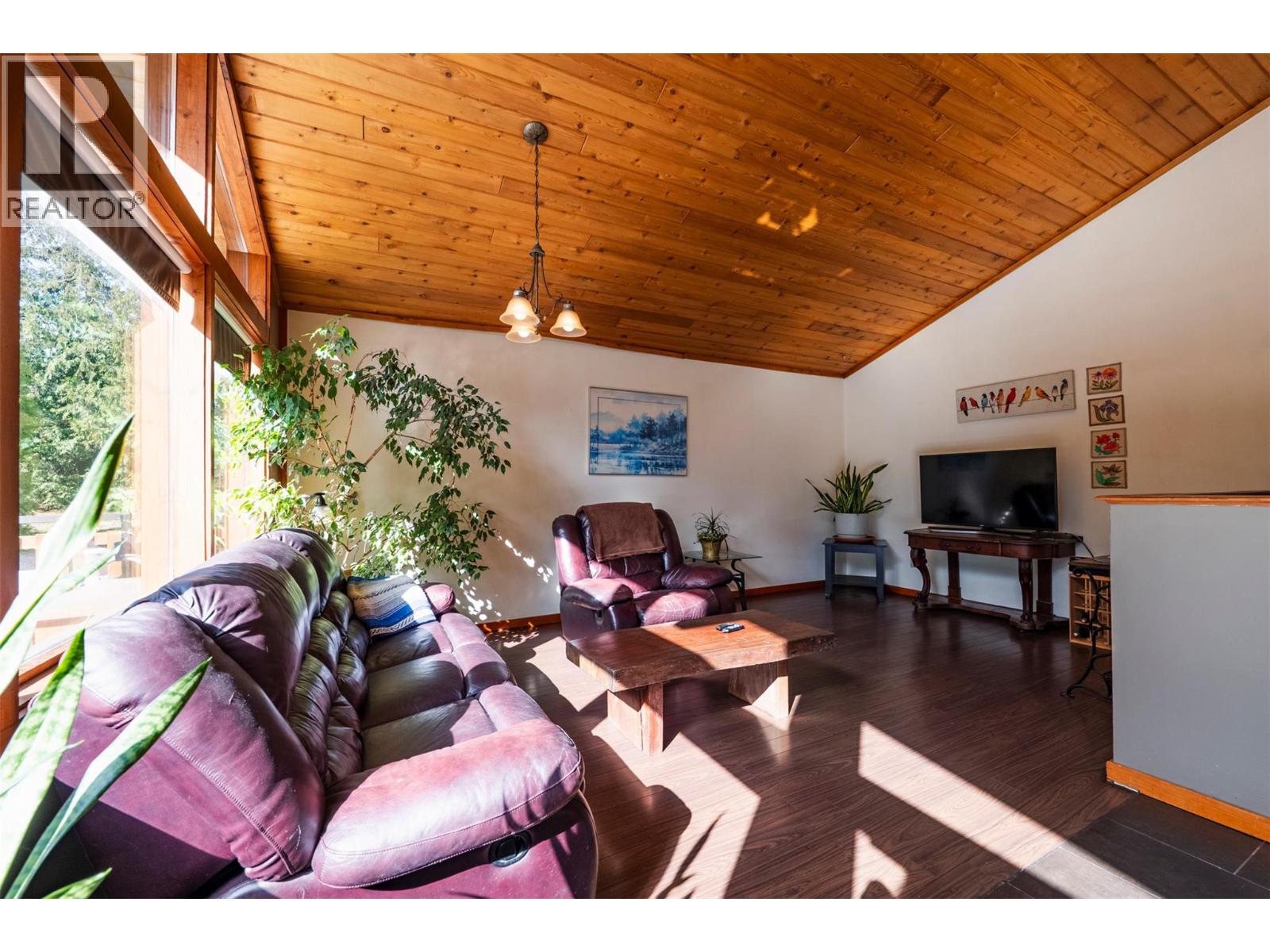 7077 Beggs Road, Nelson, British Columbia  V1L 6S5 - Photo 6 - 10381192