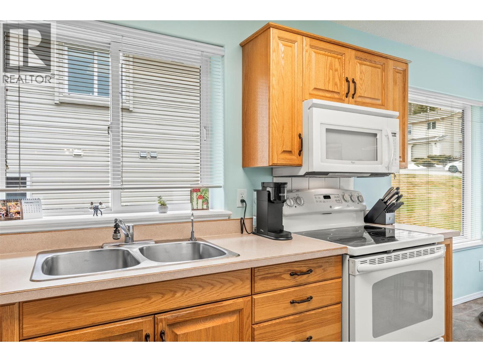 2675 Pine Avenue Unit# 55, Lumby, British Columbia  V0E 2G5 - Photo 16 - 10381177