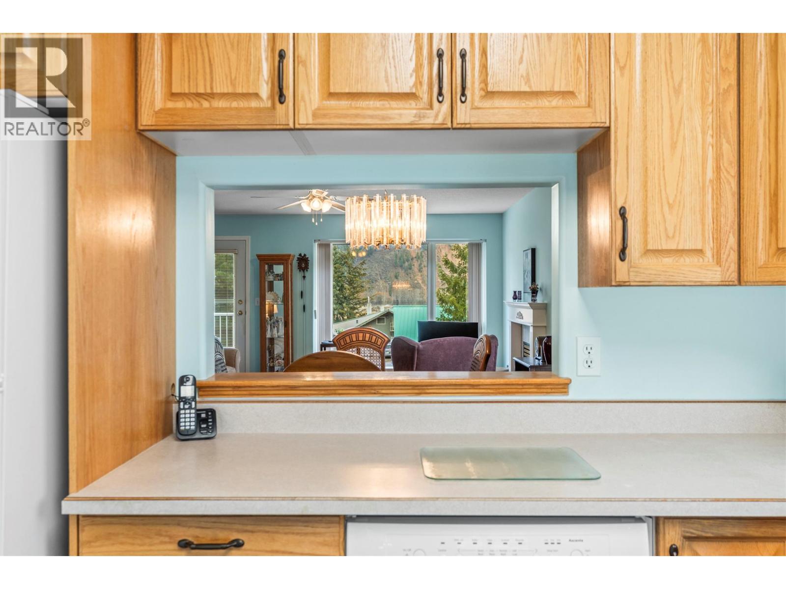 2675 Pine Avenue Unit# 55, Lumby, British Columbia  V0E 2G5 - Photo 20 - 10381177