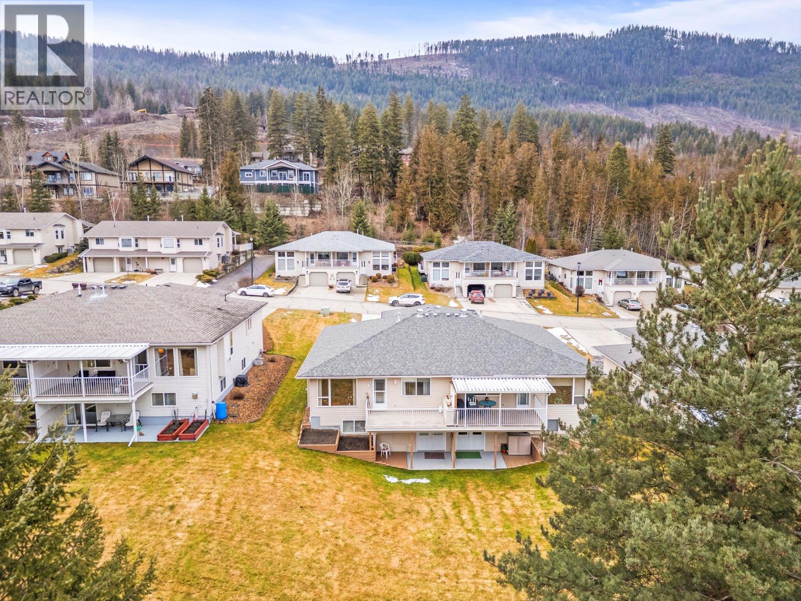 2675 Pine Avenue Unit# 55, Lumby, British Columbia  V0E 2G5 - Photo 72 - 10381177