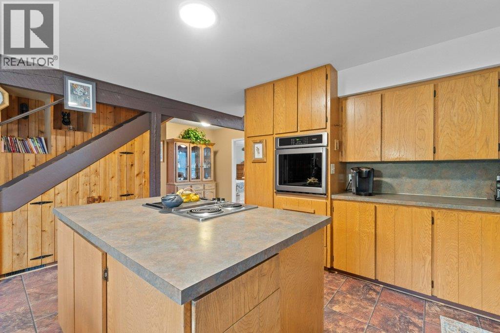 2504 Blind Bay Road, Blind Bay, British Columbia  V0E 1H1 - Photo 15 - 10380732