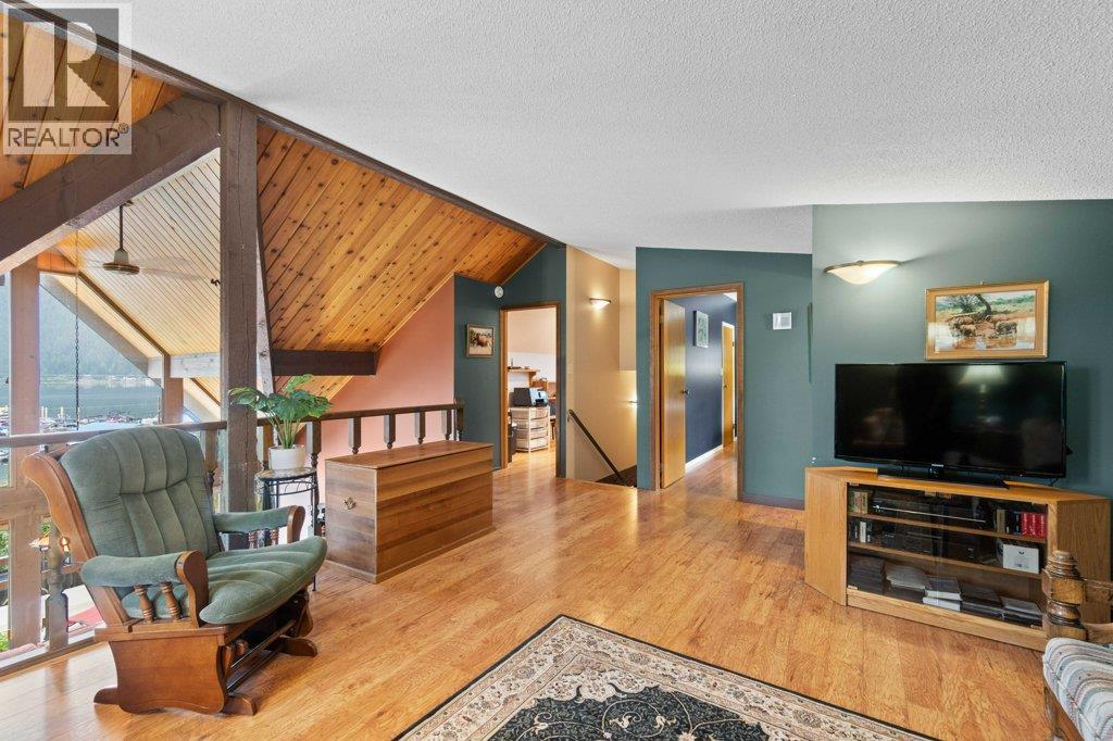 2504 Blind Bay Road, Blind Bay, British Columbia  V0E 1H1 - Photo 34 - 10380732