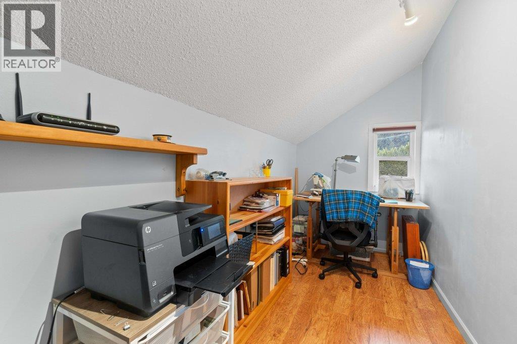 2504 Blind Bay Road, Blind Bay, British Columbia  V0E 1H1 - Photo 36 - 10380732