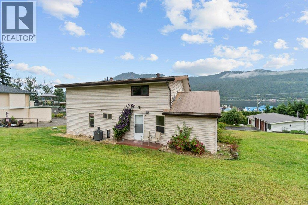 2504 Blind Bay Road, Blind Bay, British Columbia  V0E 1H1 - Photo 73 - 10380732