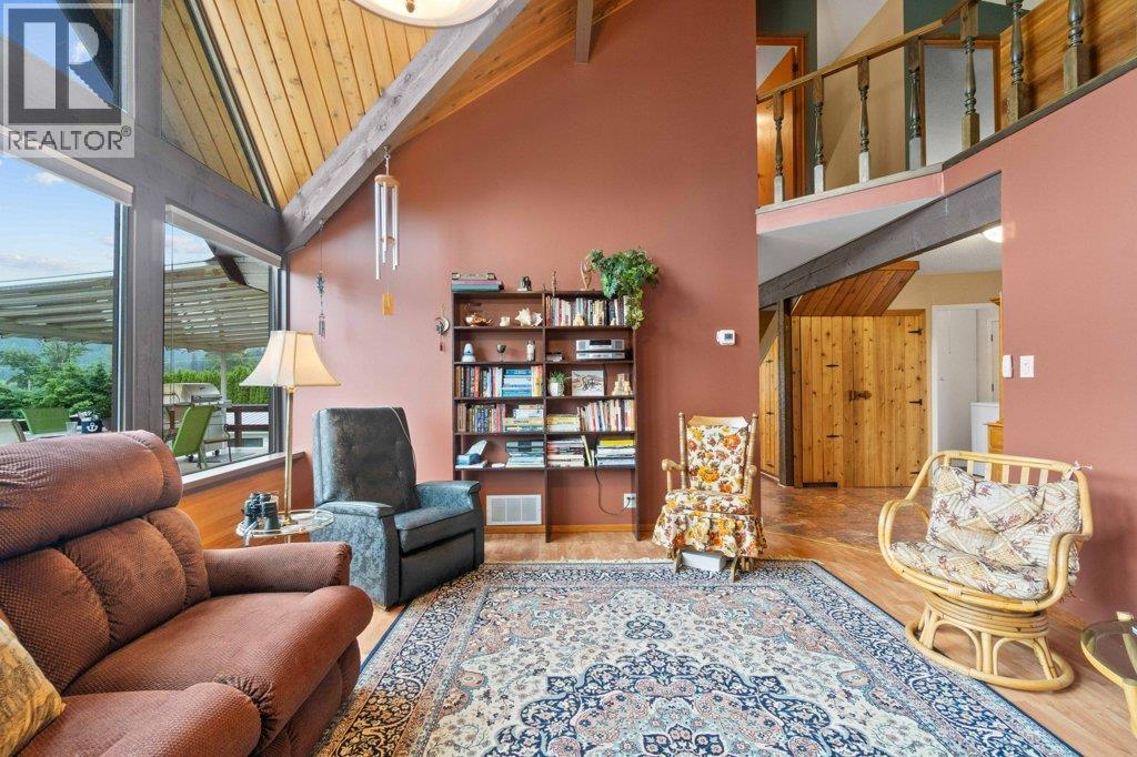 2504 Blind Bay Road, Blind Bay, British Columbia  V0E 1H1 - Photo 8 - 10380732