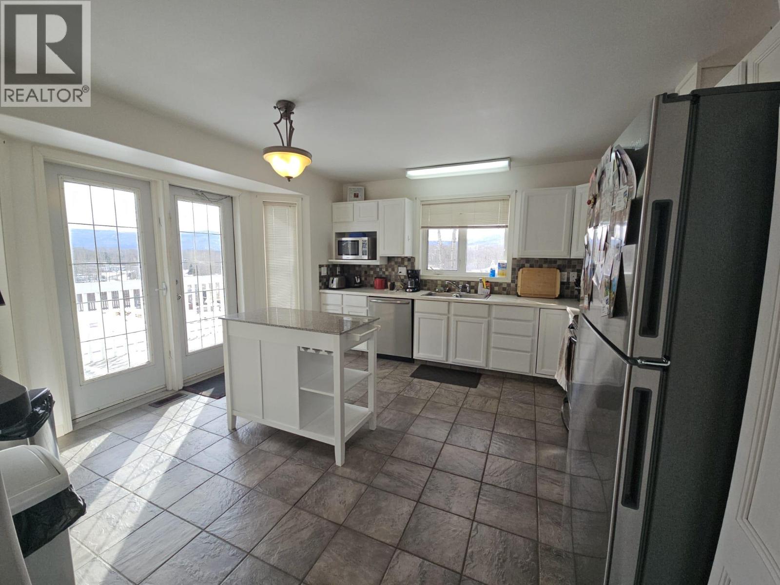 5117 44 Place Ne, Chetwynd, British Columbia  V0C 1J0 - Photo 13 - 10381064