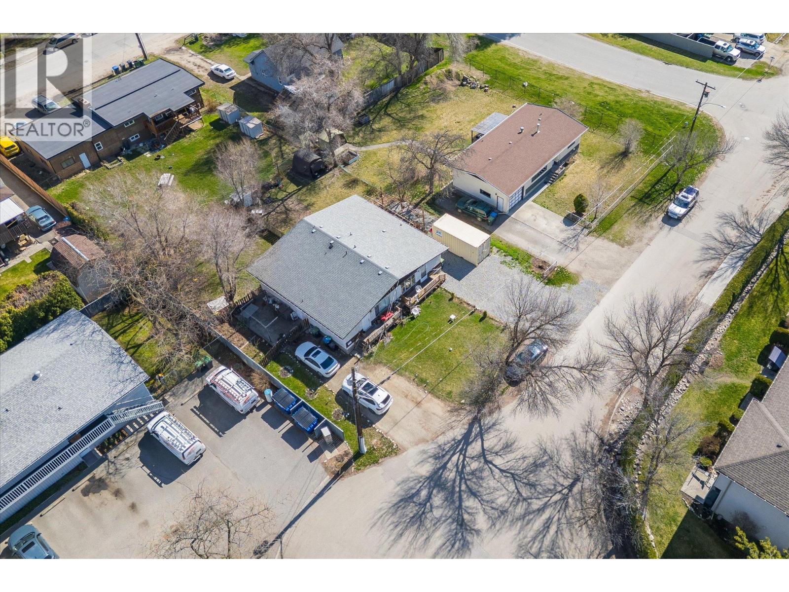 145-147 Woods Road, Kelowna, British Columbia  V1X 4G4 - Photo 10 - 10379209