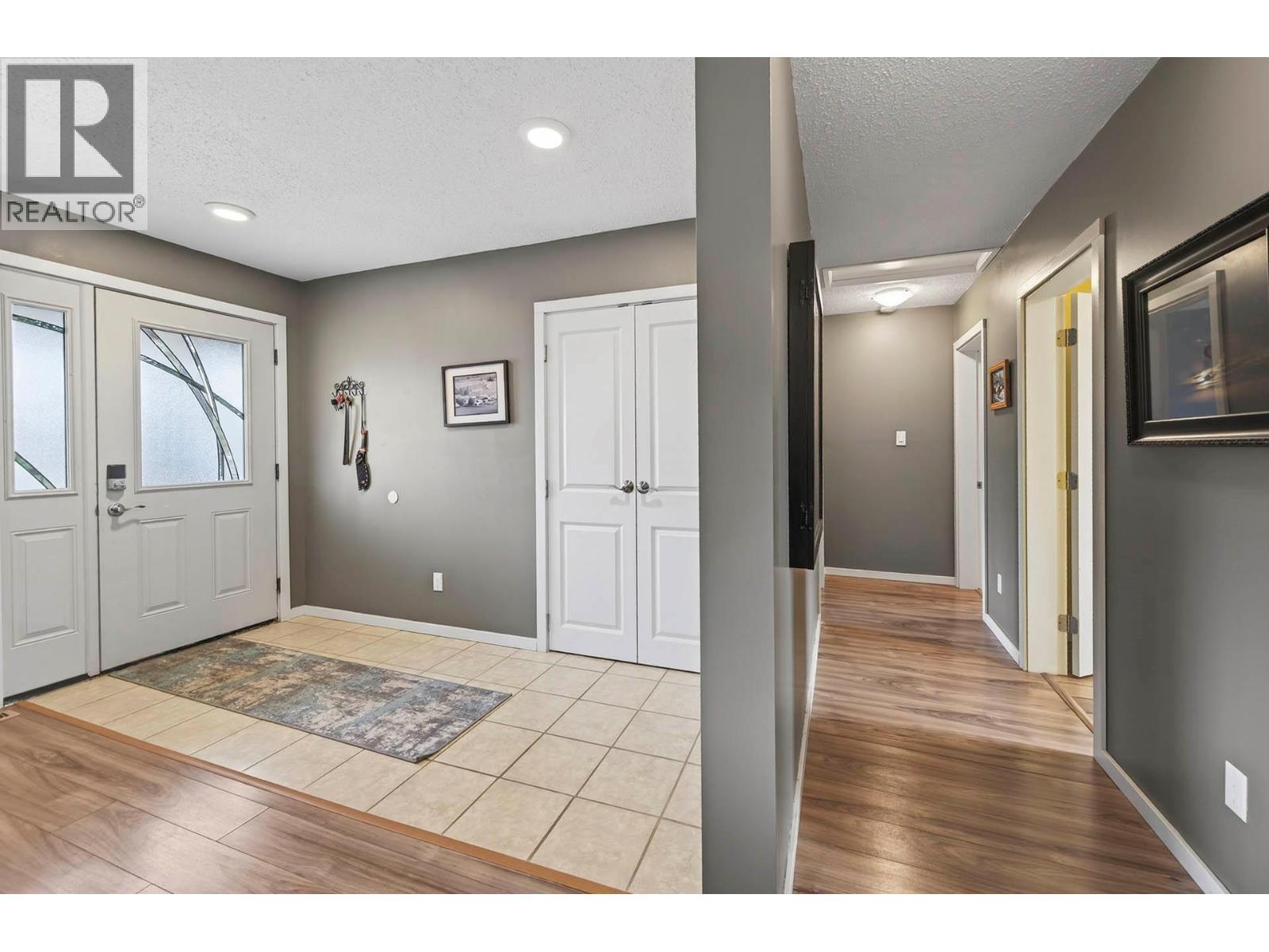 170 Jenkins Road, Clearwater, British Columbia  V0E 1N2 - Photo 3 - 10380959