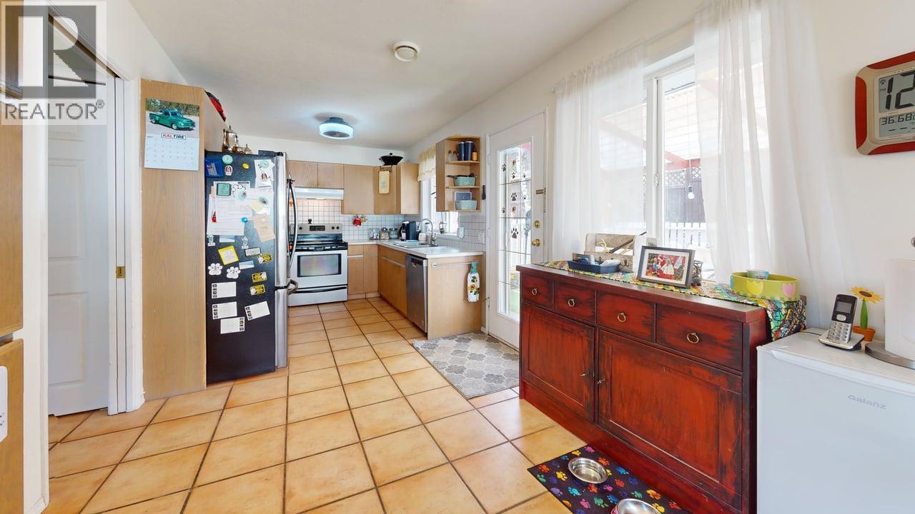 6034 Garraway Place, Peachland, British Columbia  V0H 1X4 - Photo 27 - 10380391