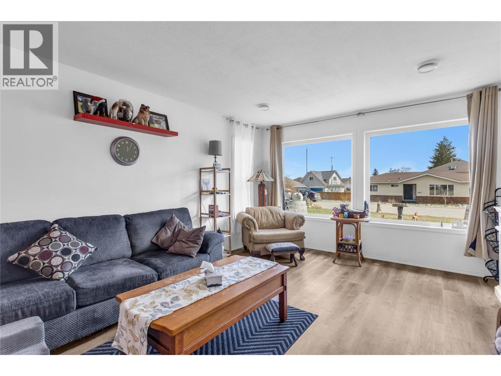 6034 Garraway Place, Peachland, British Columbia  V0H 1X4 - Photo 9 - 10380391