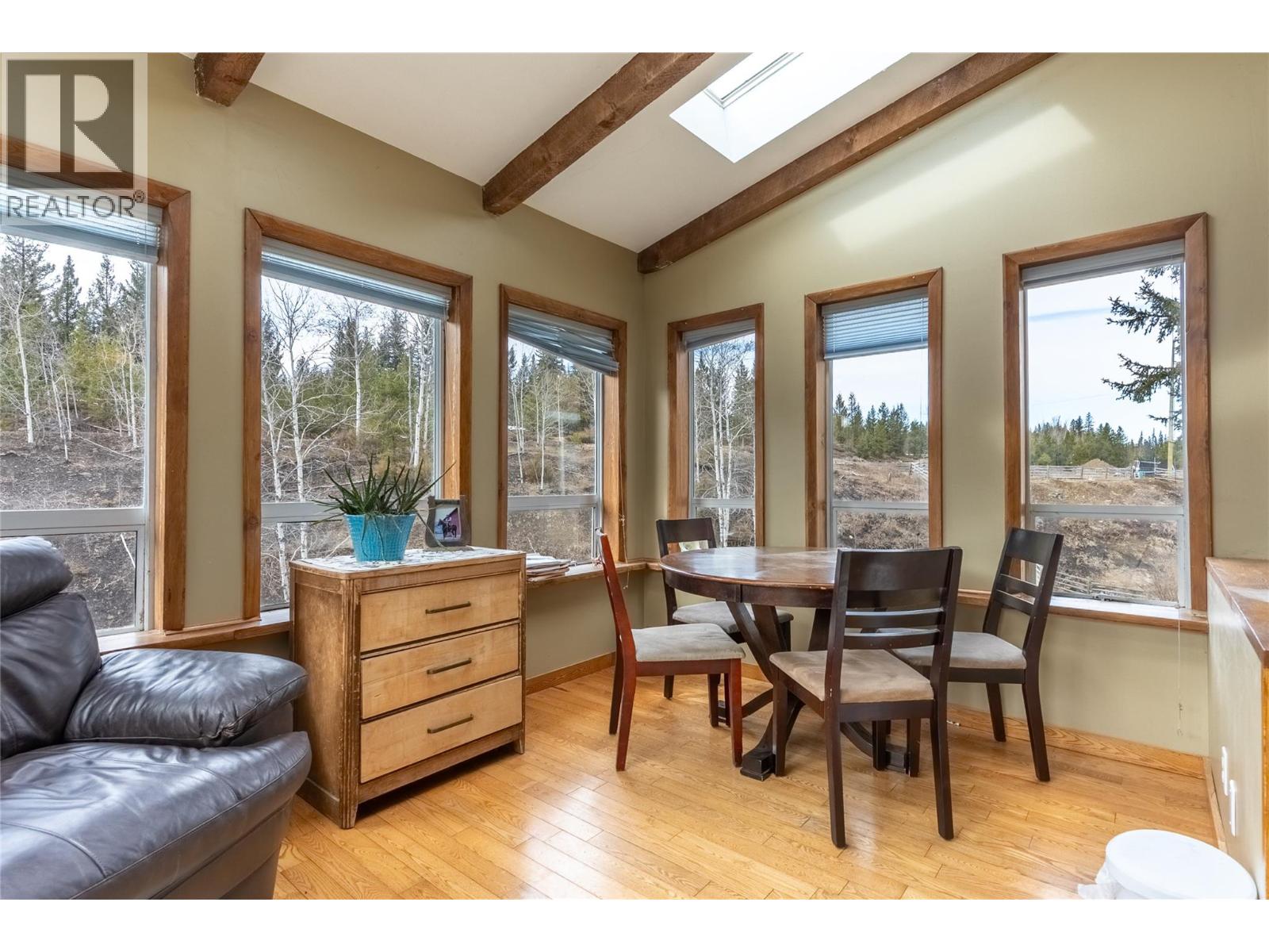 1556 Chasm Road, Clinton, British Columbia  V0K 1K0 - Photo 12 - 10381023