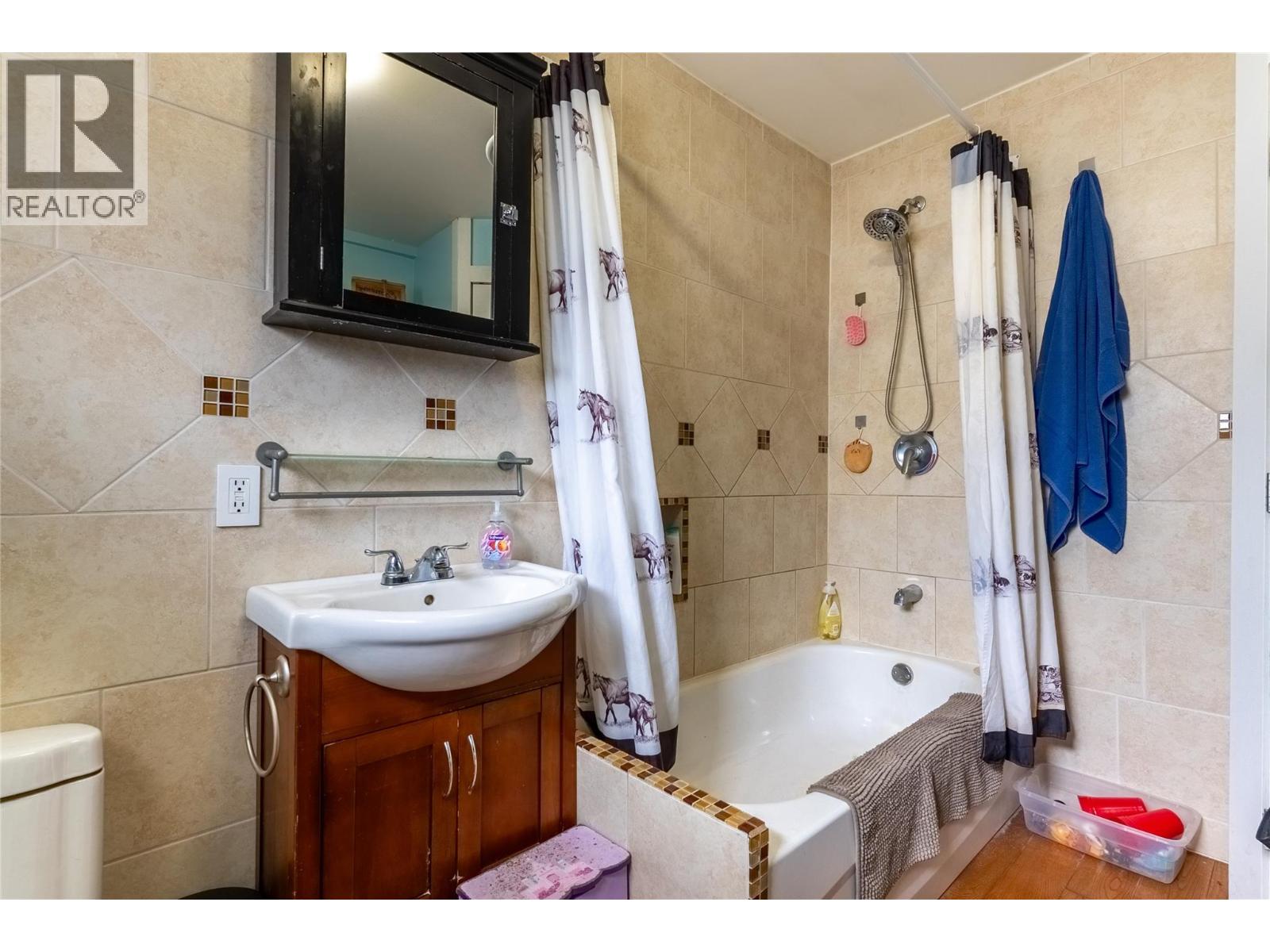 1556 Chasm Road, Clinton, British Columbia  V0K 1K0 - Photo 14 - 10381023