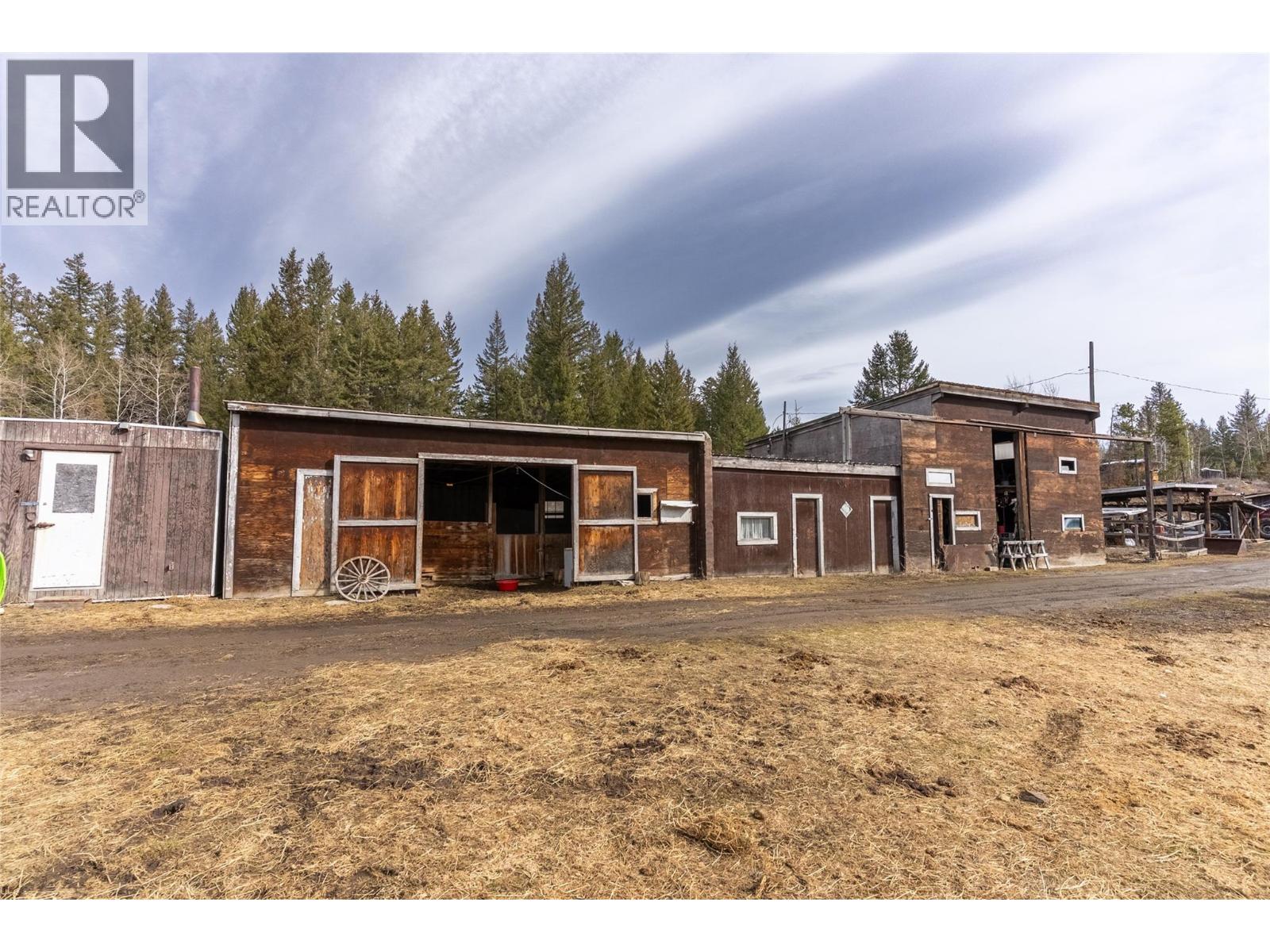 1556 Chasm Road, Clinton, British Columbia  V0K 1K0 - Photo 46 - 10381023