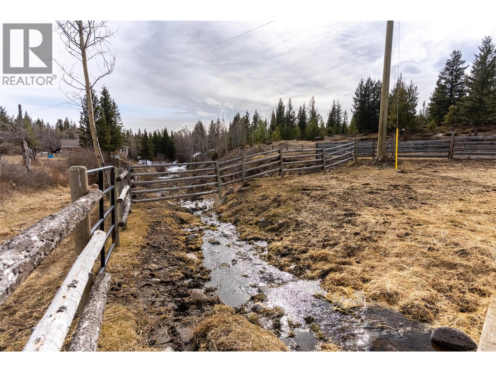 1556 Chasm Road, Clinton, British Columbia  V0K 1K0 - Photo 47 - 10381023