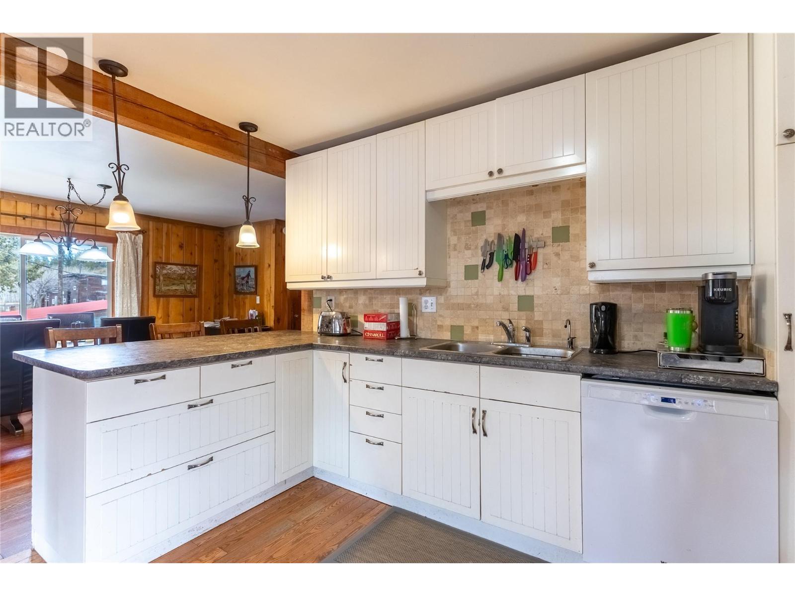 1556 Chasm Road, Clinton, British Columbia  V0K 1K0 - Photo 7 - 10381023