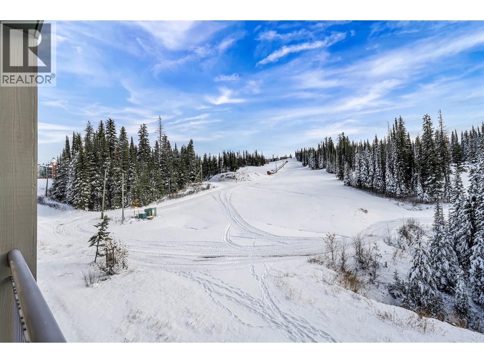 9810 Silver Star Road Unit# 306, Silver Star, British Columbia  V1B 3X5 - Photo 2 - 10380854