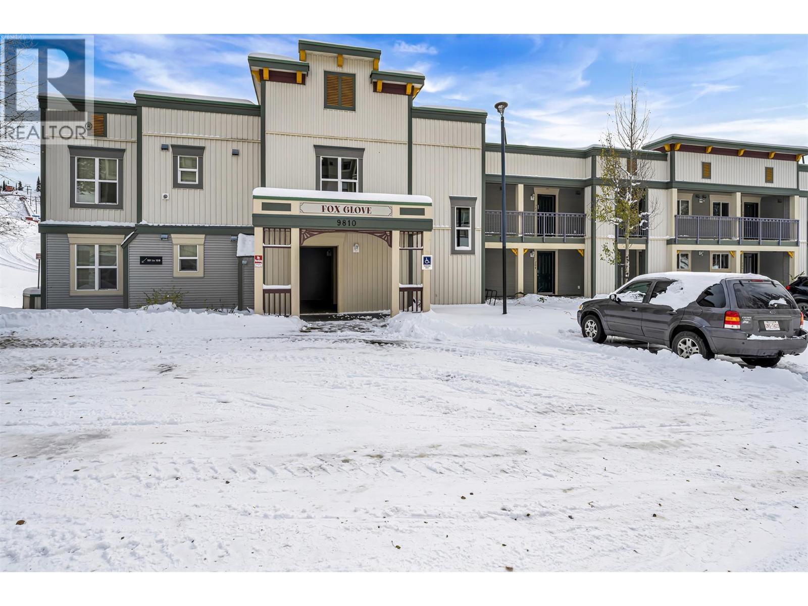 9810 Silver Star Road Unit# 306, Silver Star, British Columbia  V1B 3X5 - Photo 4 - 10380854