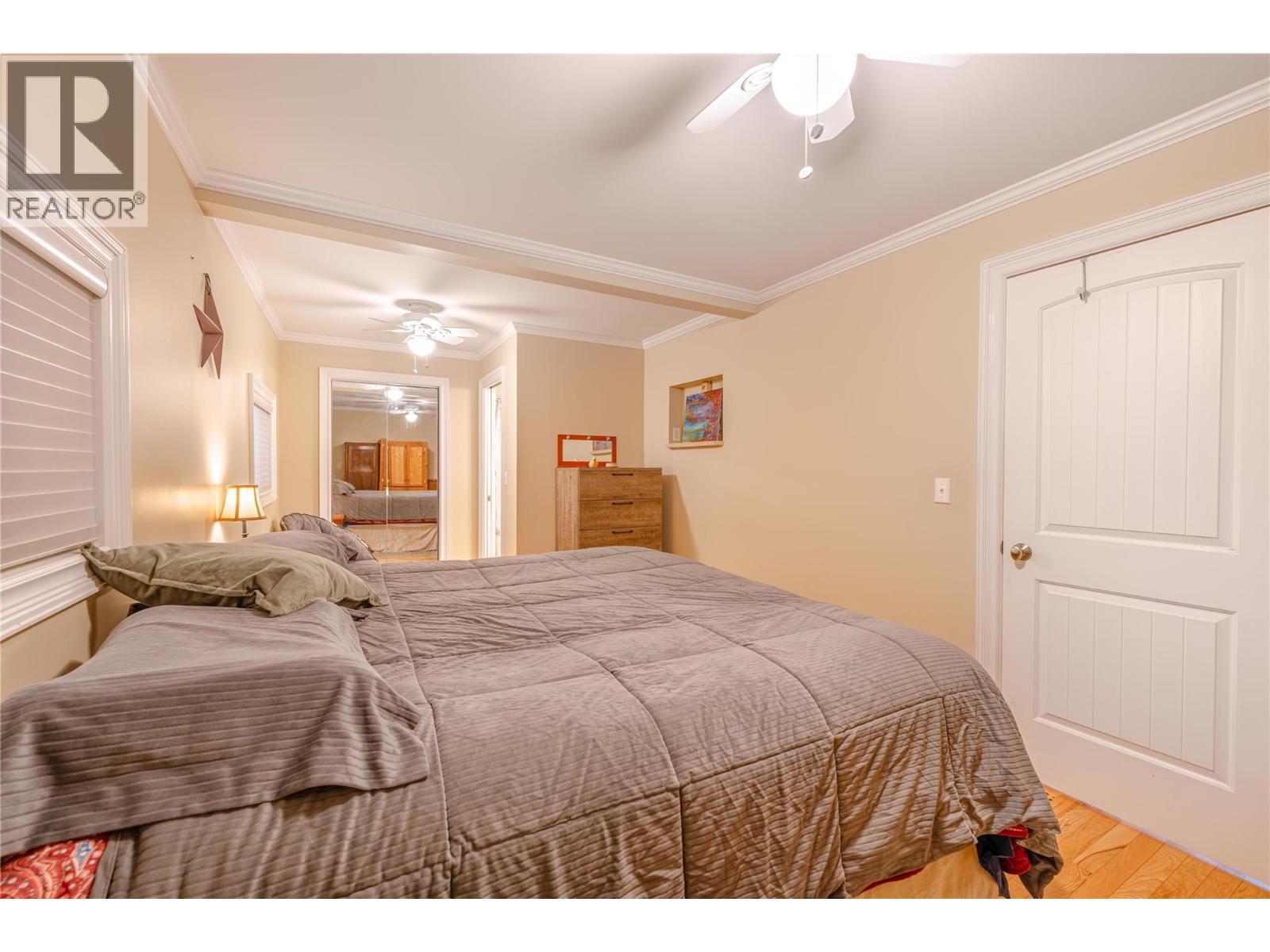 819 Victoria Road W, Revelstoke, British Columbia  V0E 2S0 - Photo 23 - 10380451