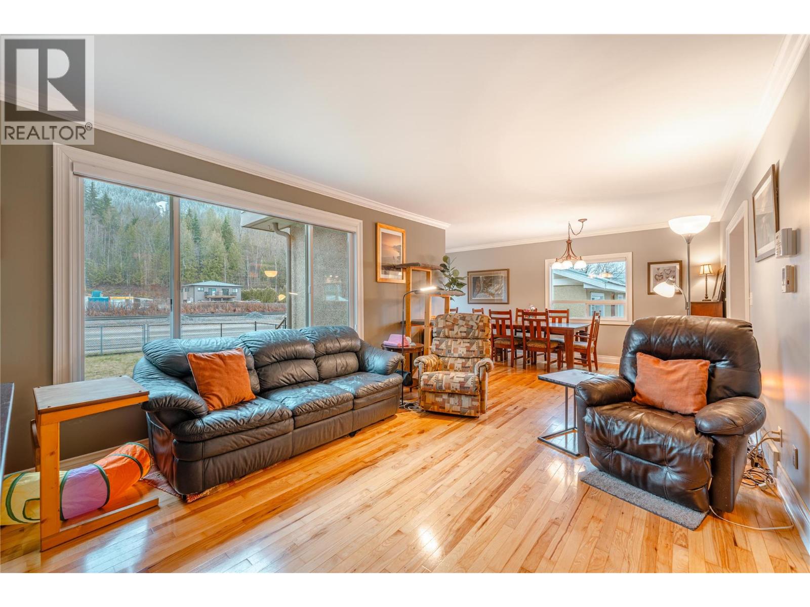 819 Victoria Road W, Revelstoke, British Columbia  V0E 2S0 - Photo 27 - 10380451