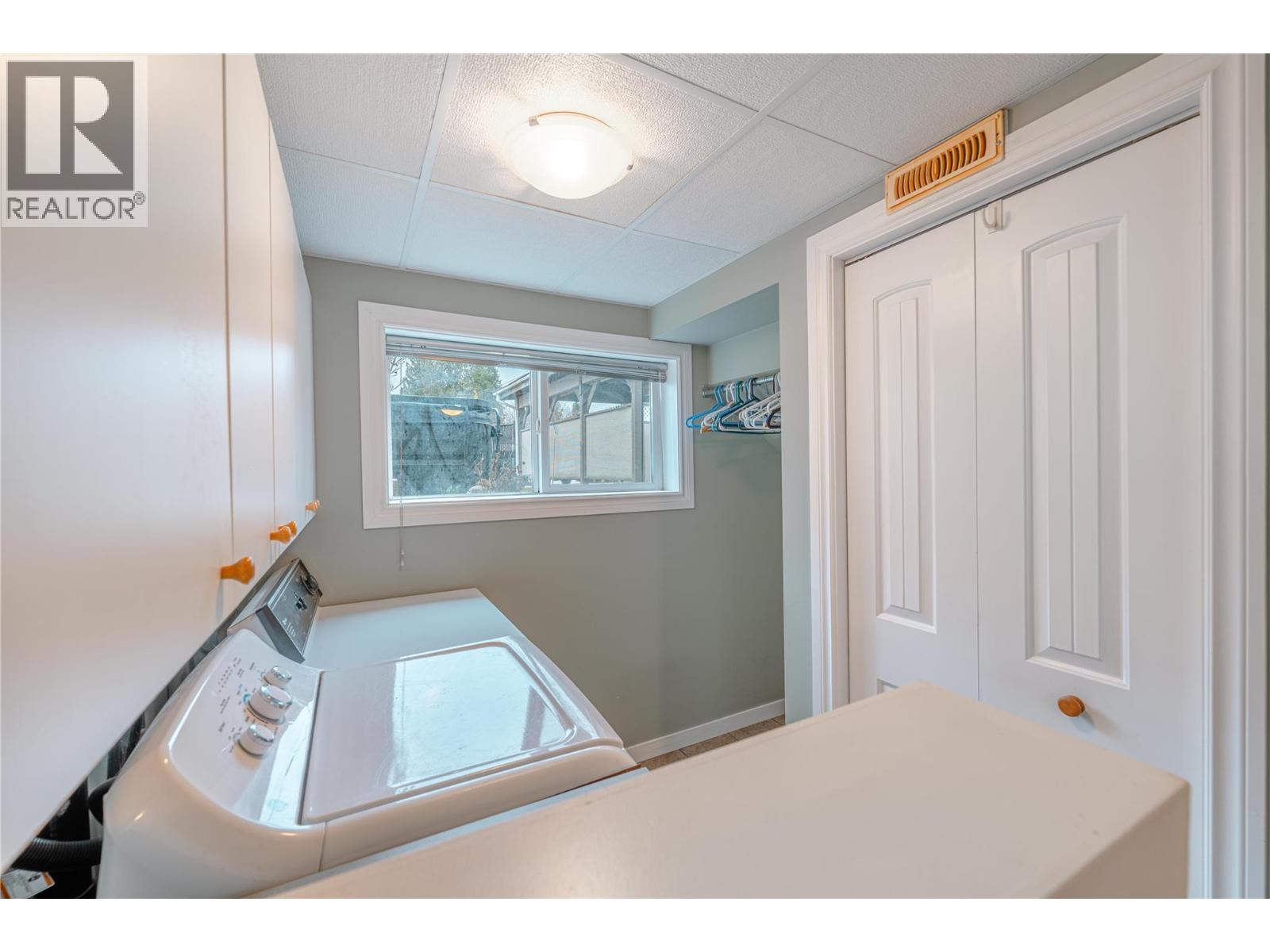 819 Victoria Road W, Revelstoke, British Columbia  V0E 2S0 - Photo 32 - 10380451