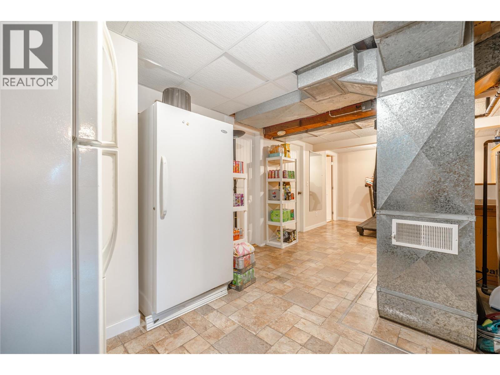 819 Victoria Road W, Revelstoke, British Columbia  V0E 2S0 - Photo 39 - 10380451