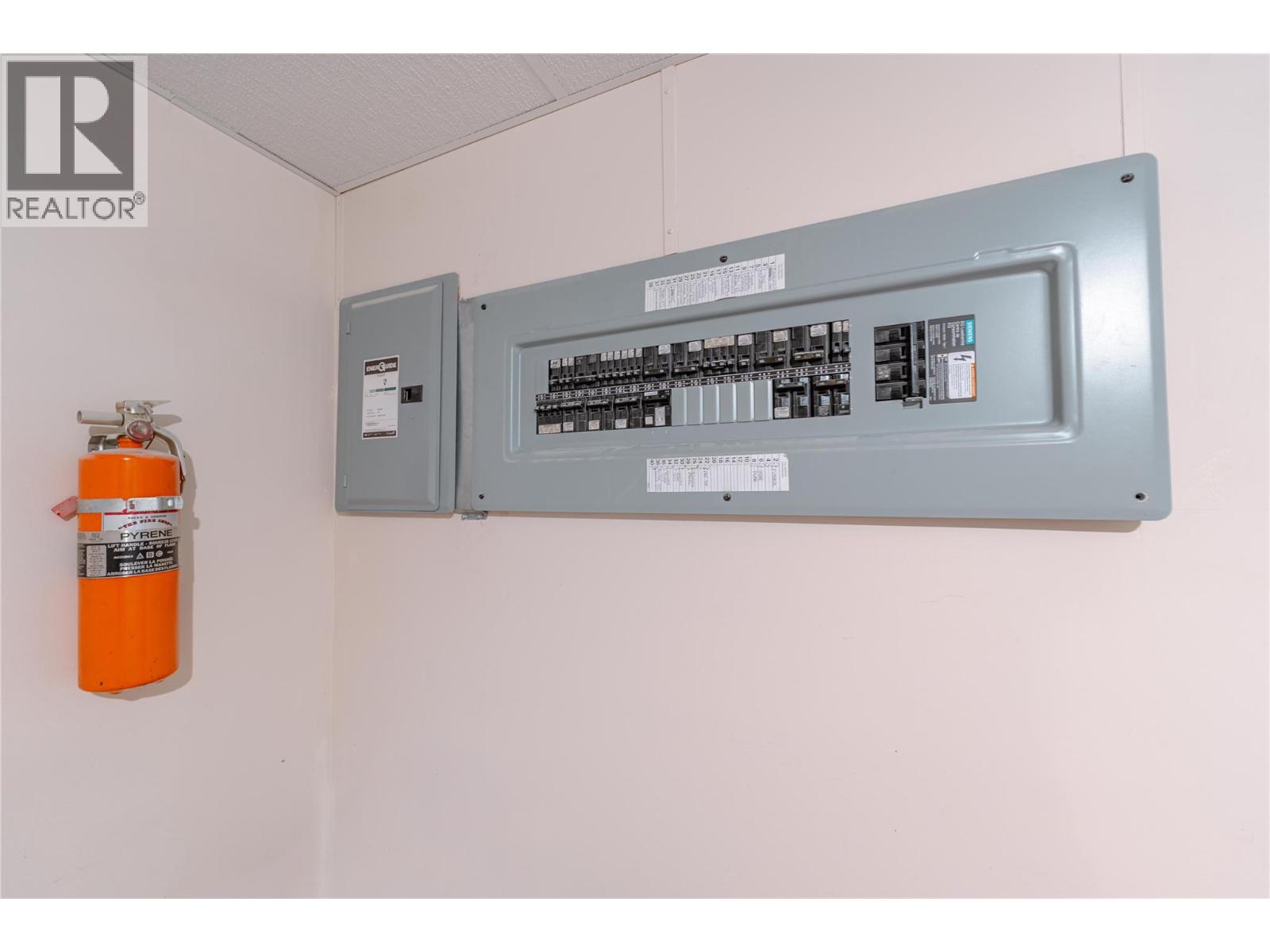 819 Victoria Road W, Revelstoke, British Columbia  V0E 2S0 - Photo 44 - 10380451