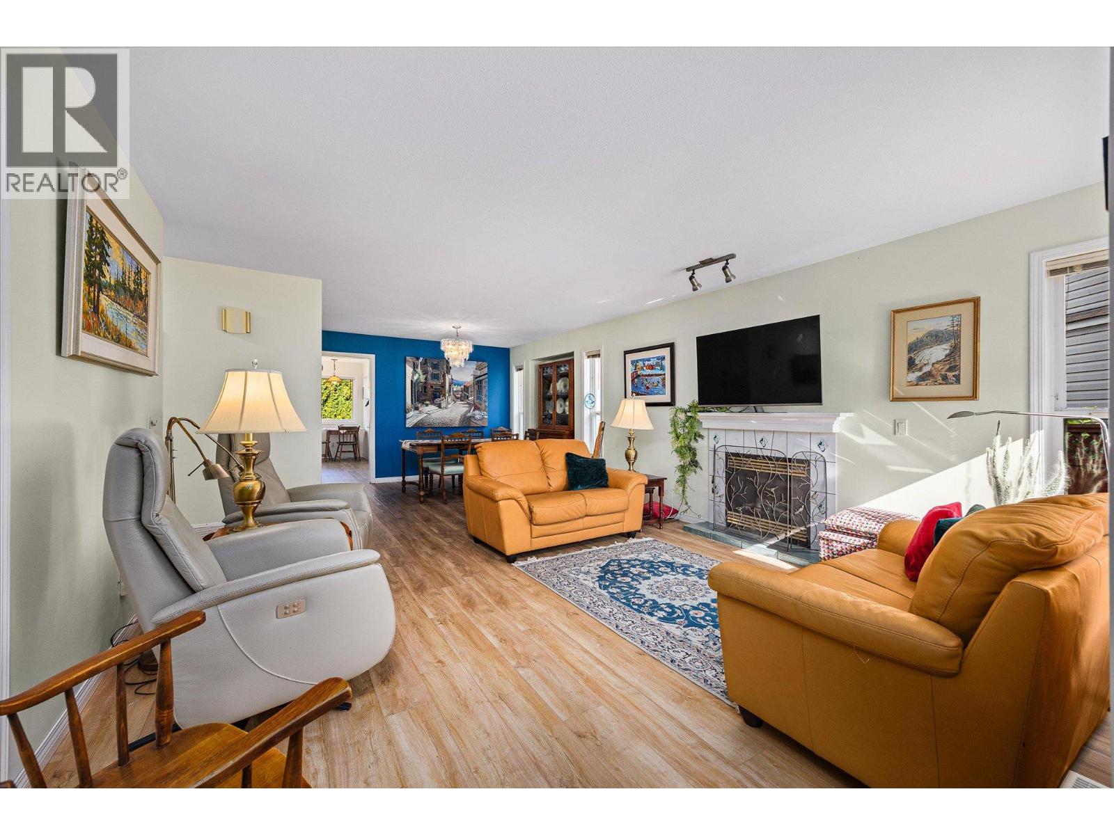 1160 Kneller Court, Kelowna, British Columbia  V1X 6V6 - Photo 6 - 10380928