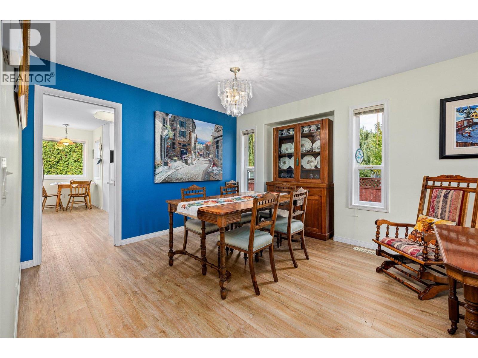 1160 Kneller Court, Kelowna, British Columbia  V1X 6V6 - Photo 8 - 10380928