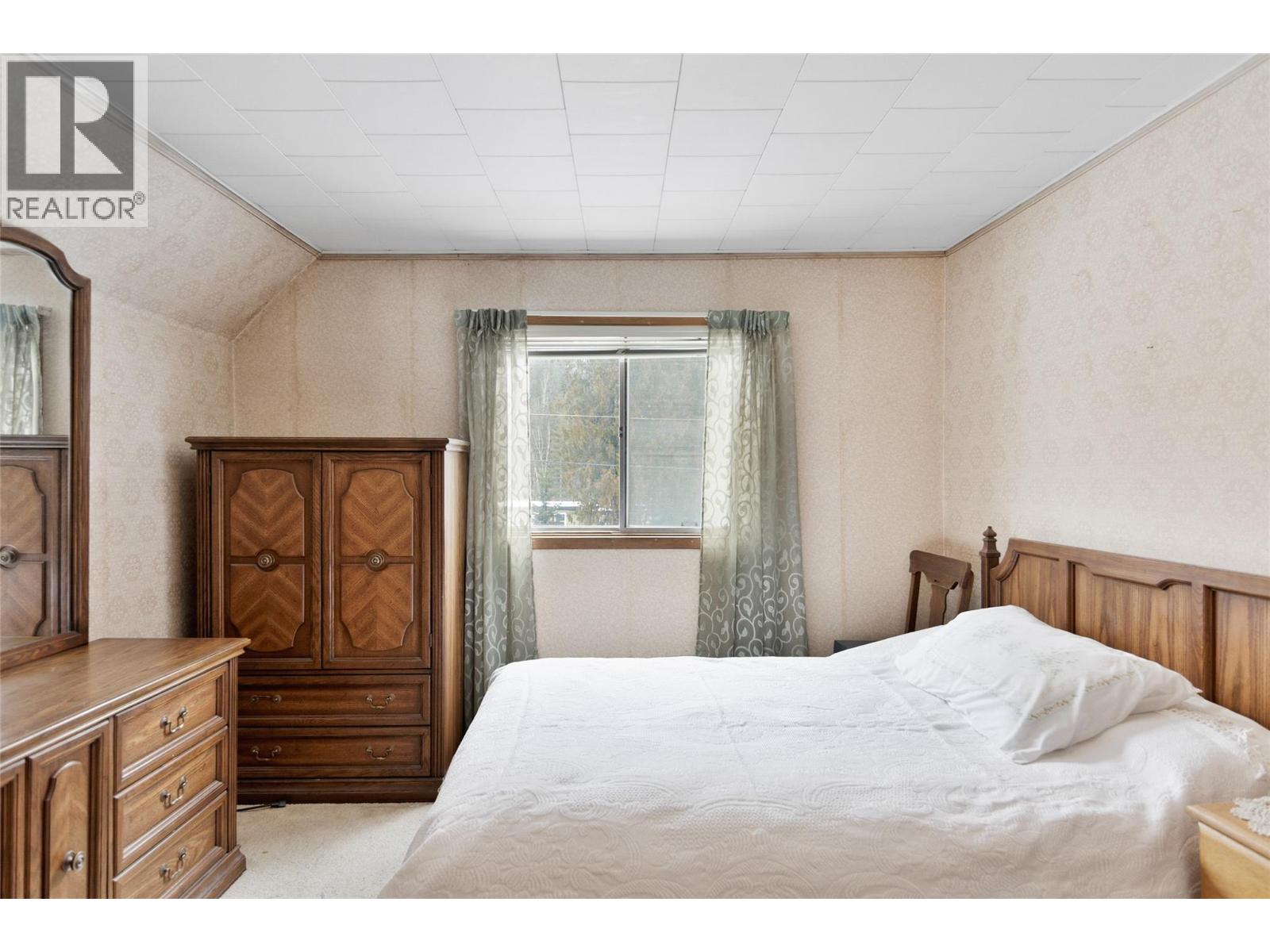 1202 First Street, Revelstoke, British Columbia  V0E 2S0 - Photo 18 - 10380545