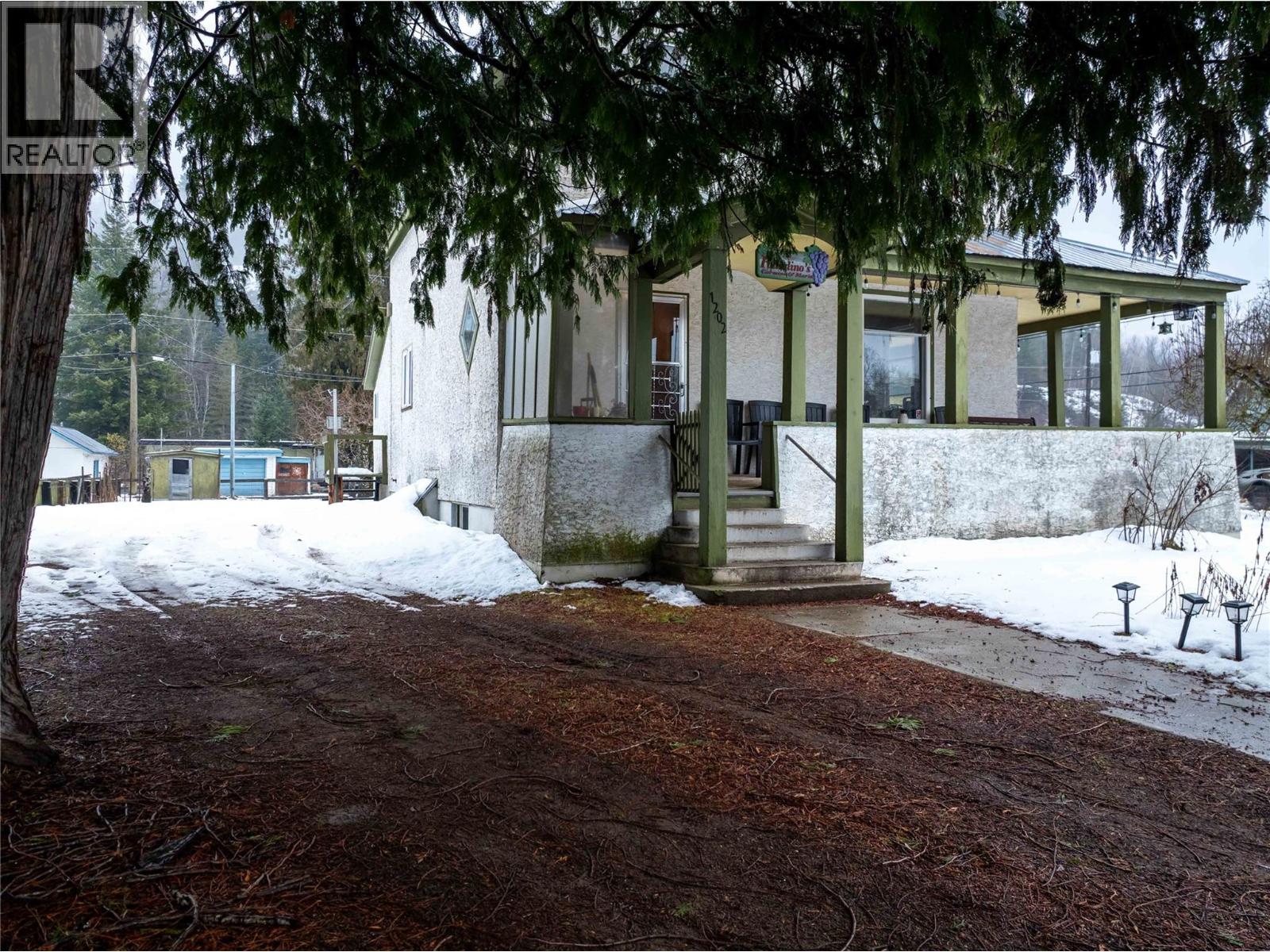 1202 First Street, Revelstoke, British Columbia  V0E 2S0 - Photo 22 - 10380545
