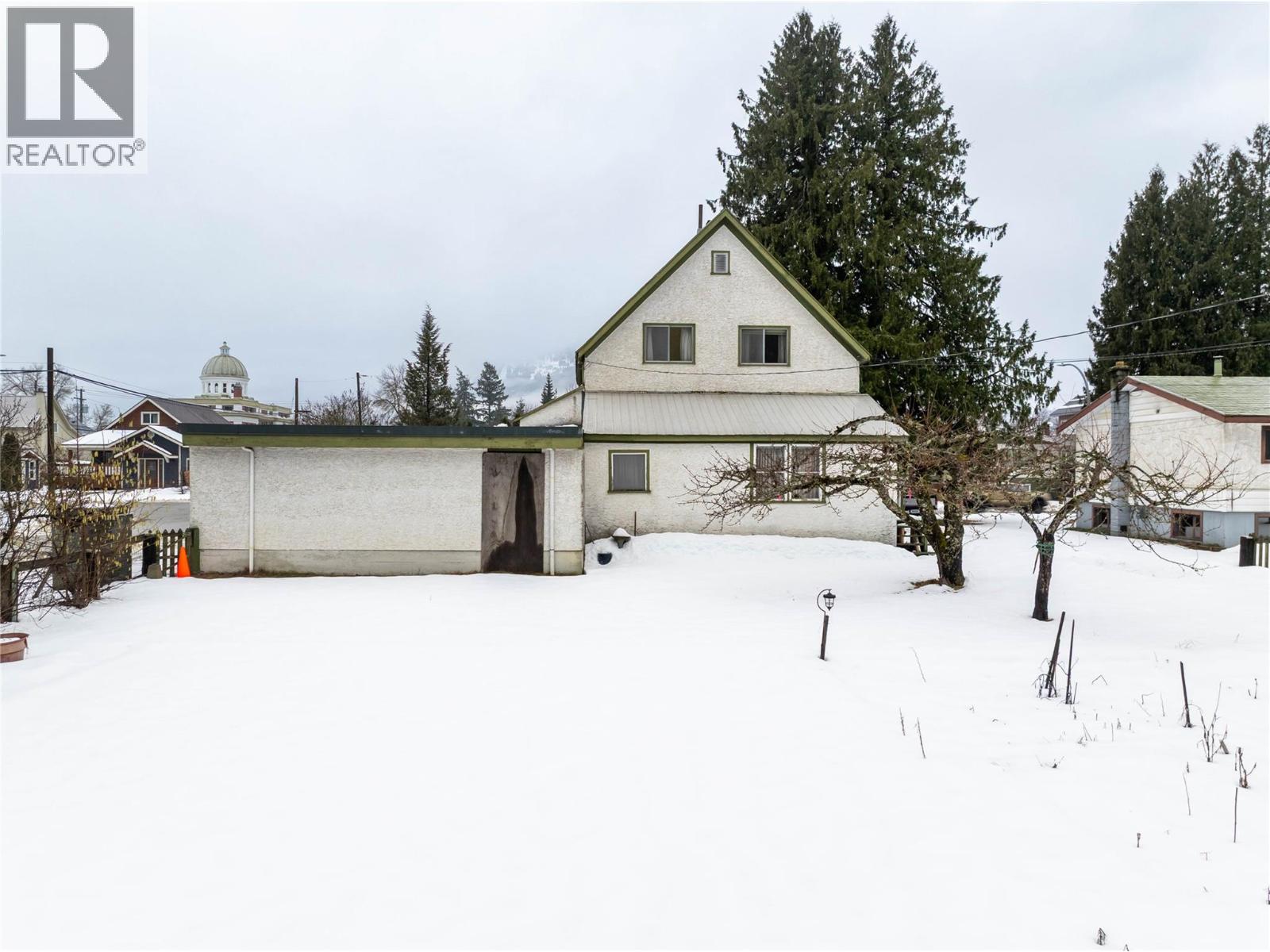 1202 First Street, Revelstoke, British Columbia  V0E 2S0 - Photo 29 - 10380545