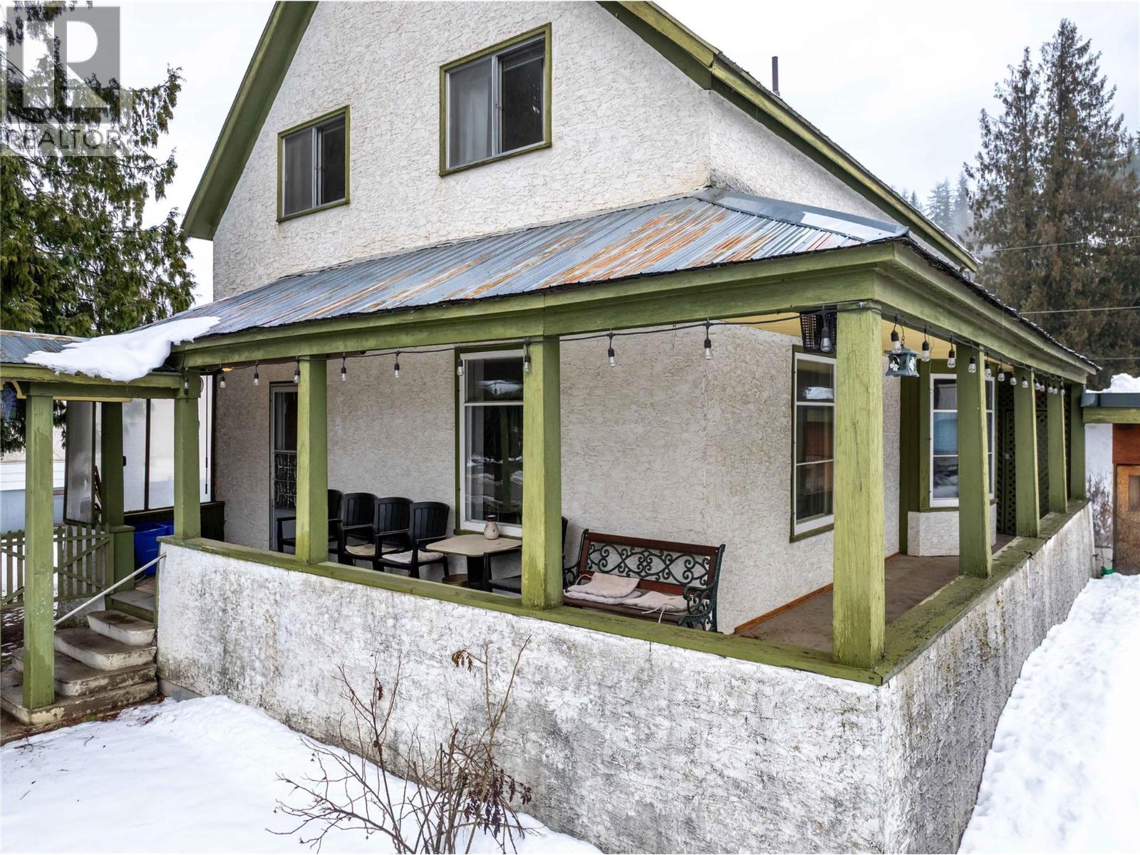 1202 First Street, Revelstoke, British Columbia  V0E 2S0 - Photo 36 - 10380545