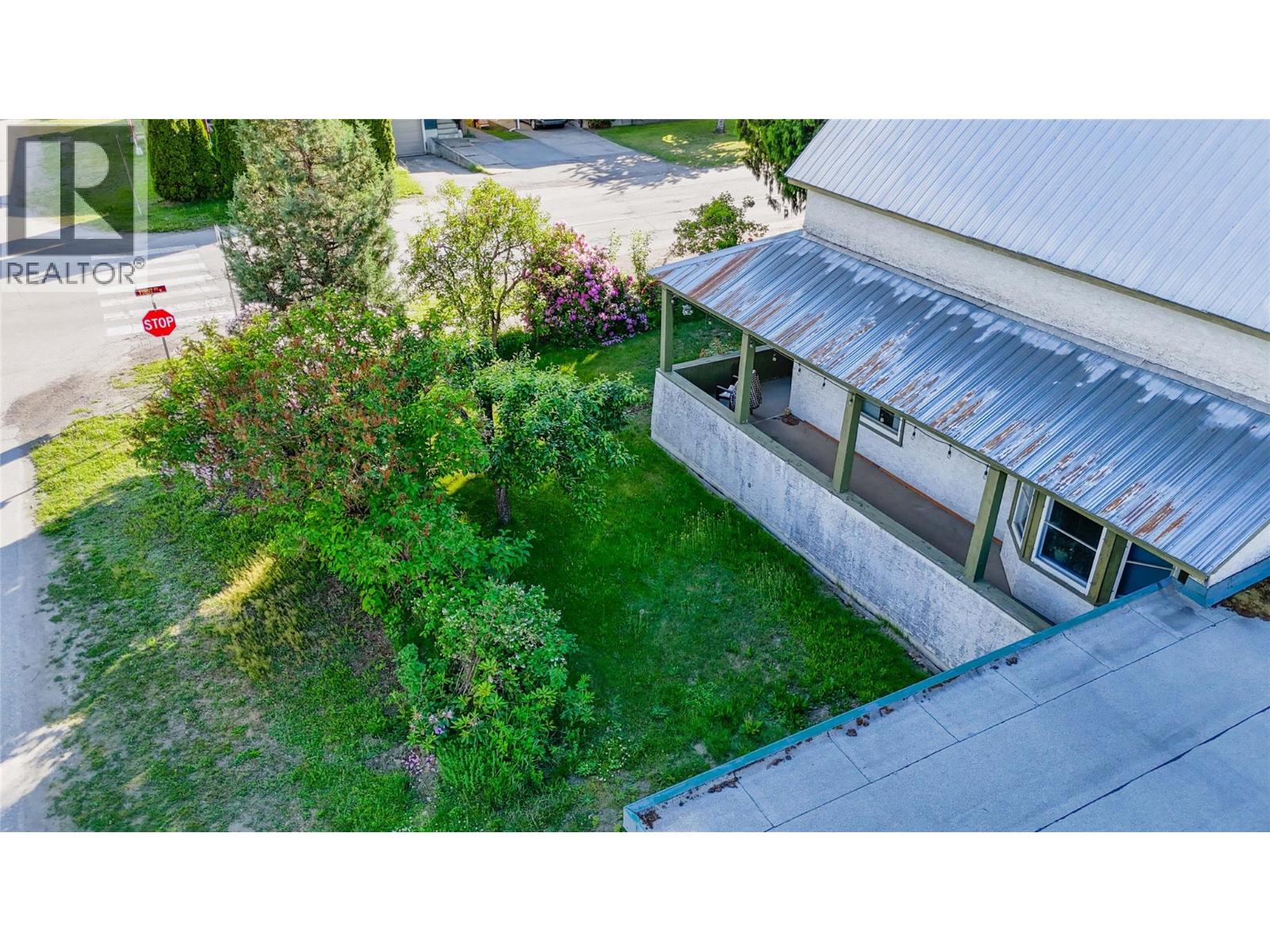 1202 First Street, Revelstoke, British Columbia  V0E 2S0 - Photo 43 - 10380545